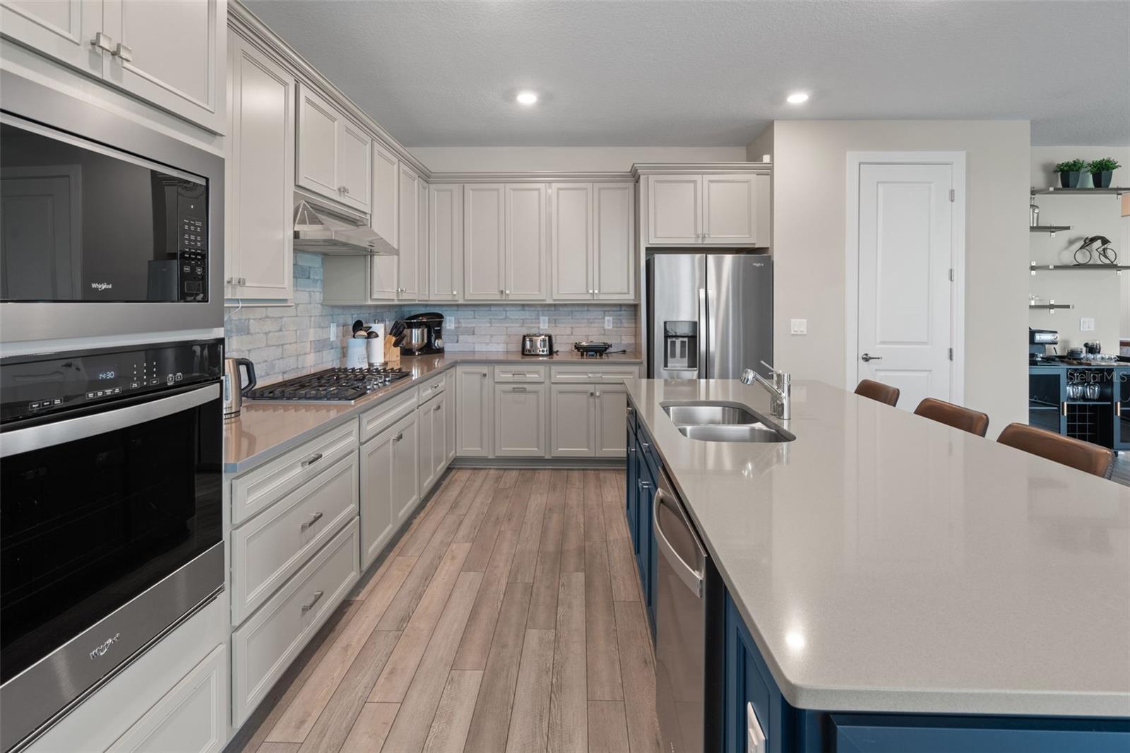 WILLOW RIDGE - Residential