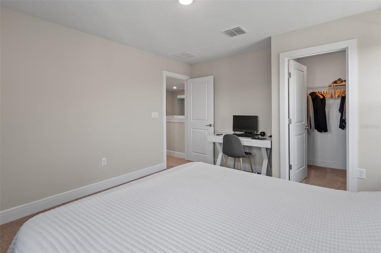WILLOW RIDGE - Residential