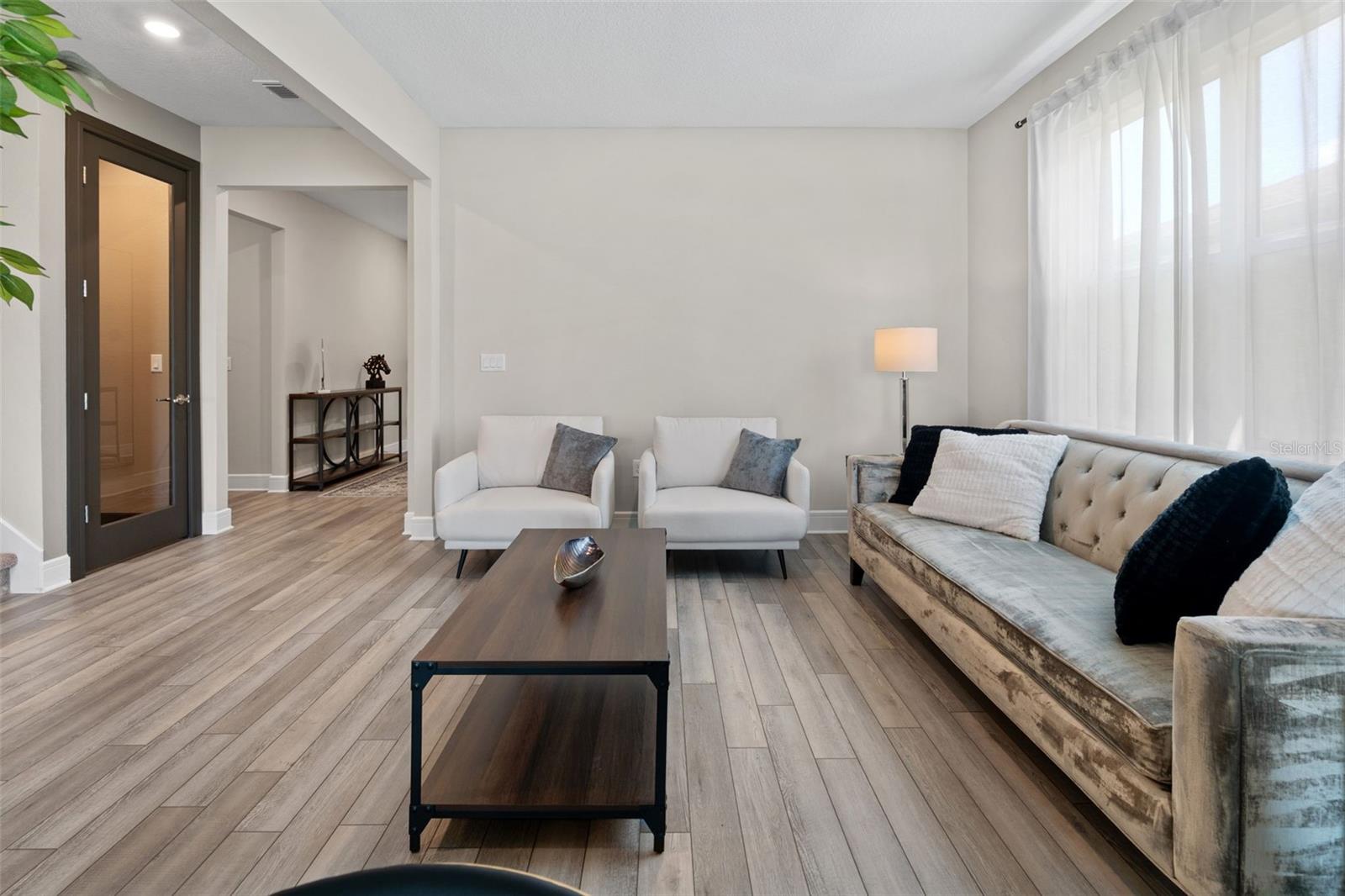 WILLOW RIDGE - Residential
