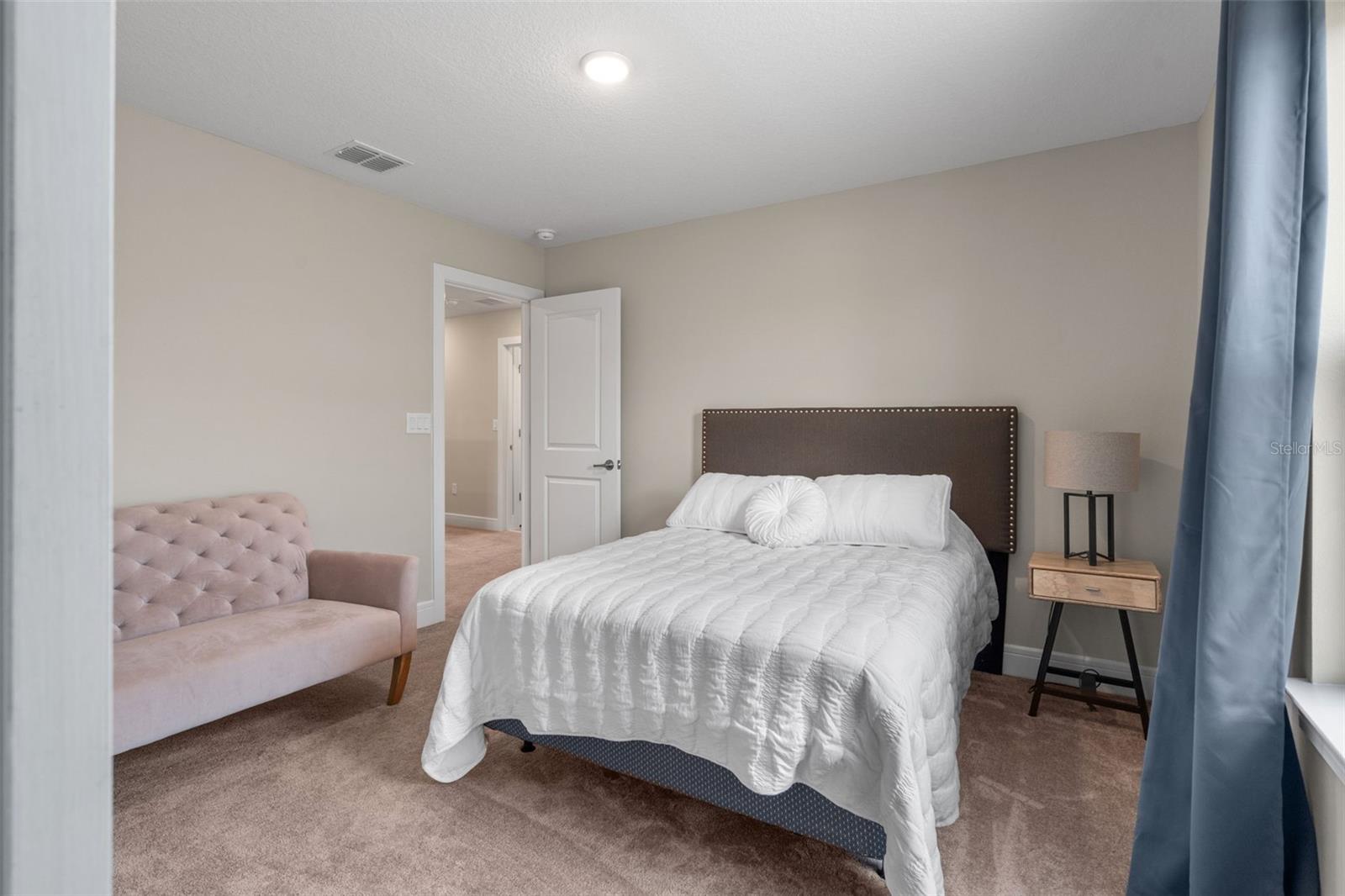 WILLOW RIDGE - Residential