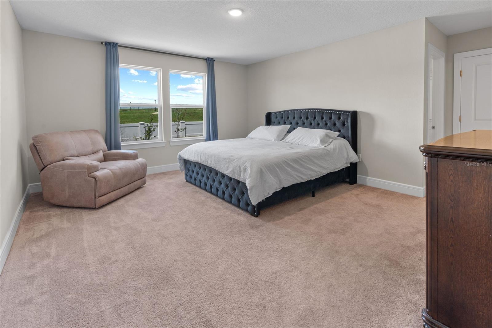 WILLOW RIDGE - Residential