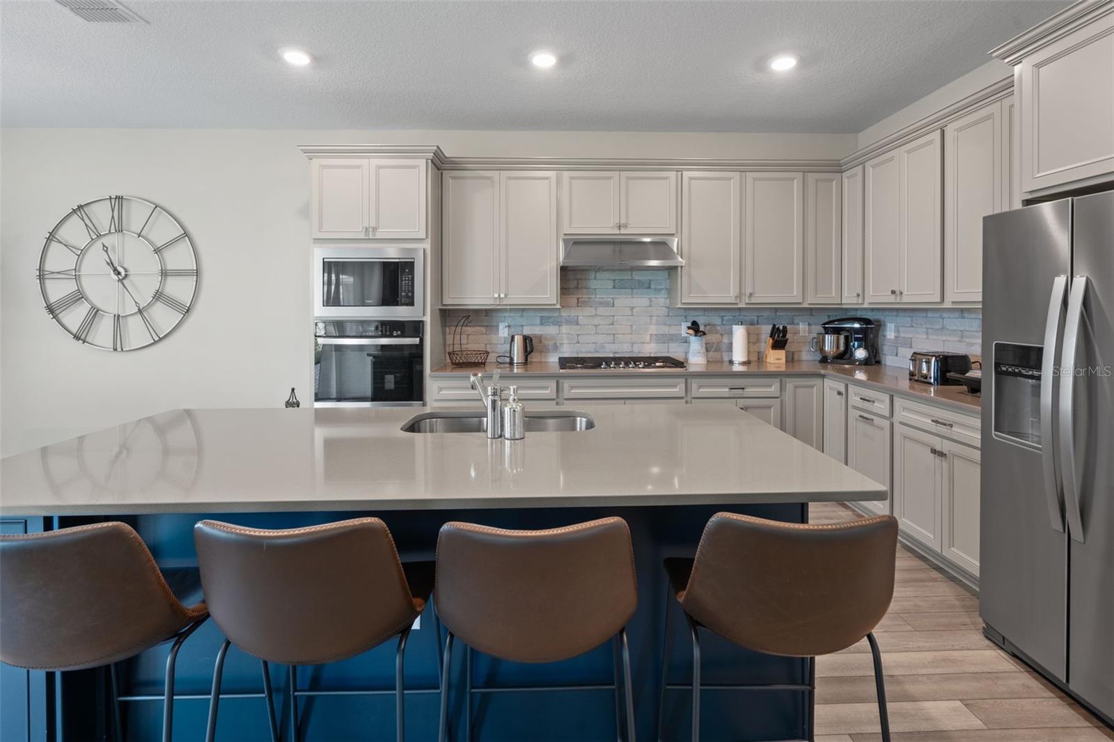 WILLOW RIDGE - Residential