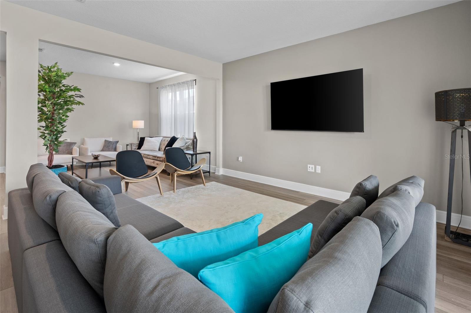 WILLOW RIDGE - Residential