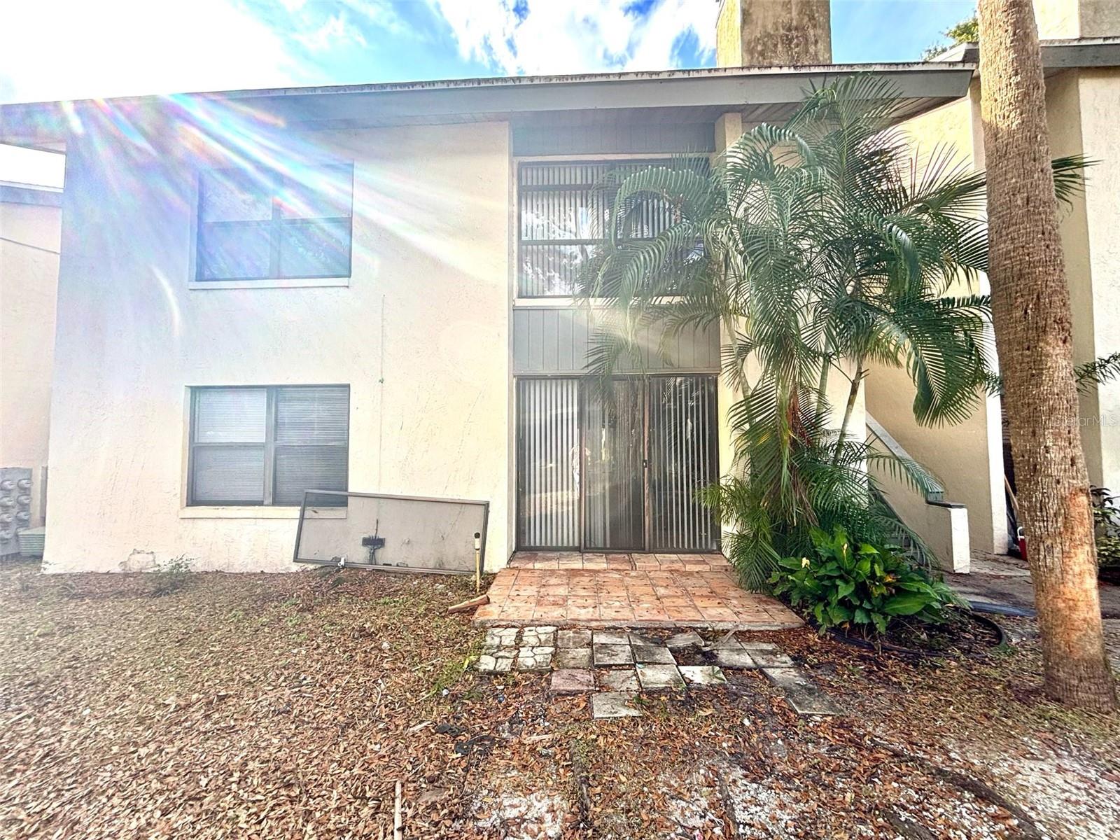 PARK LAKE #3 - Residential Lease