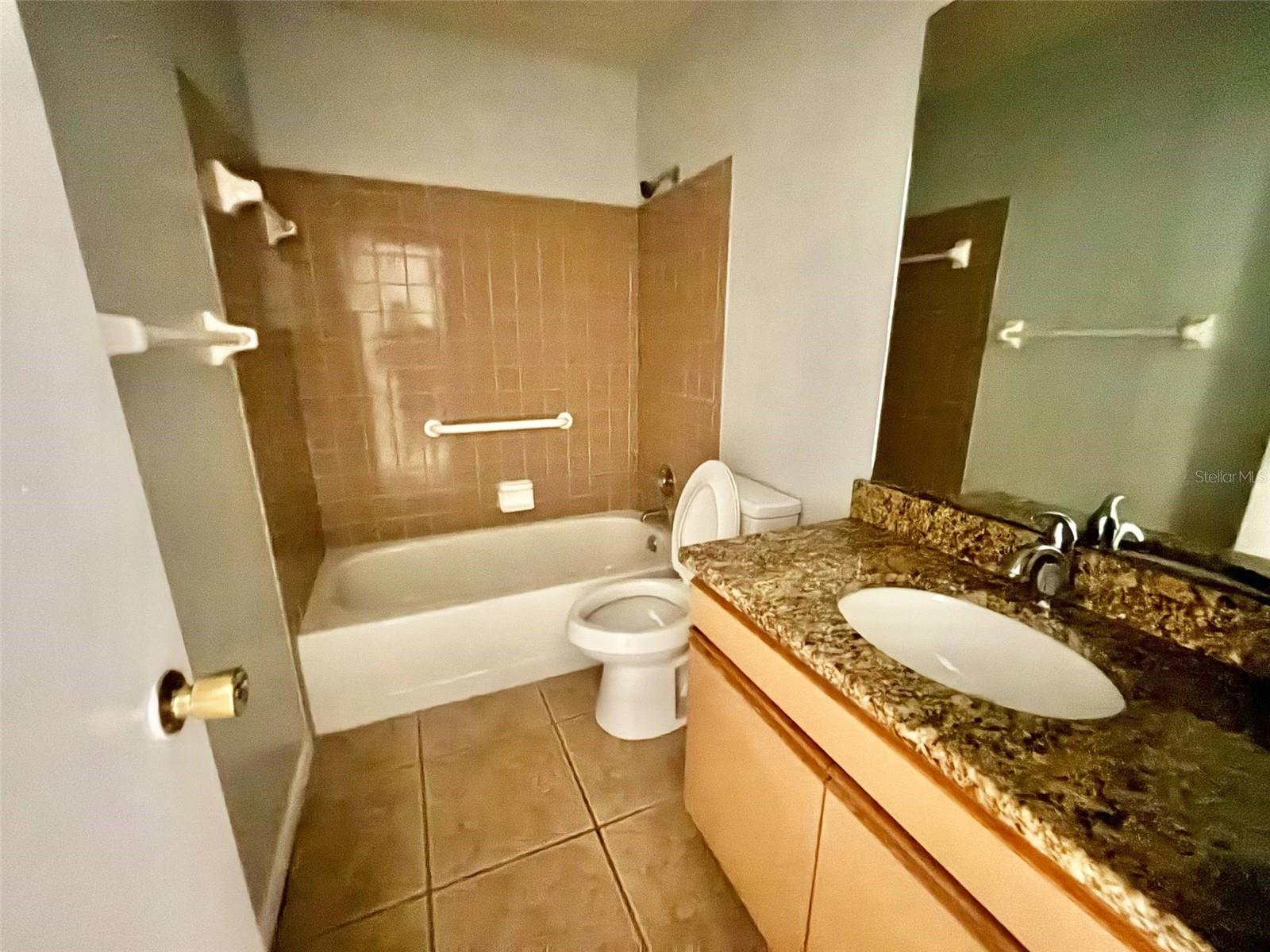 PARK LAKE #3 - Residential Lease