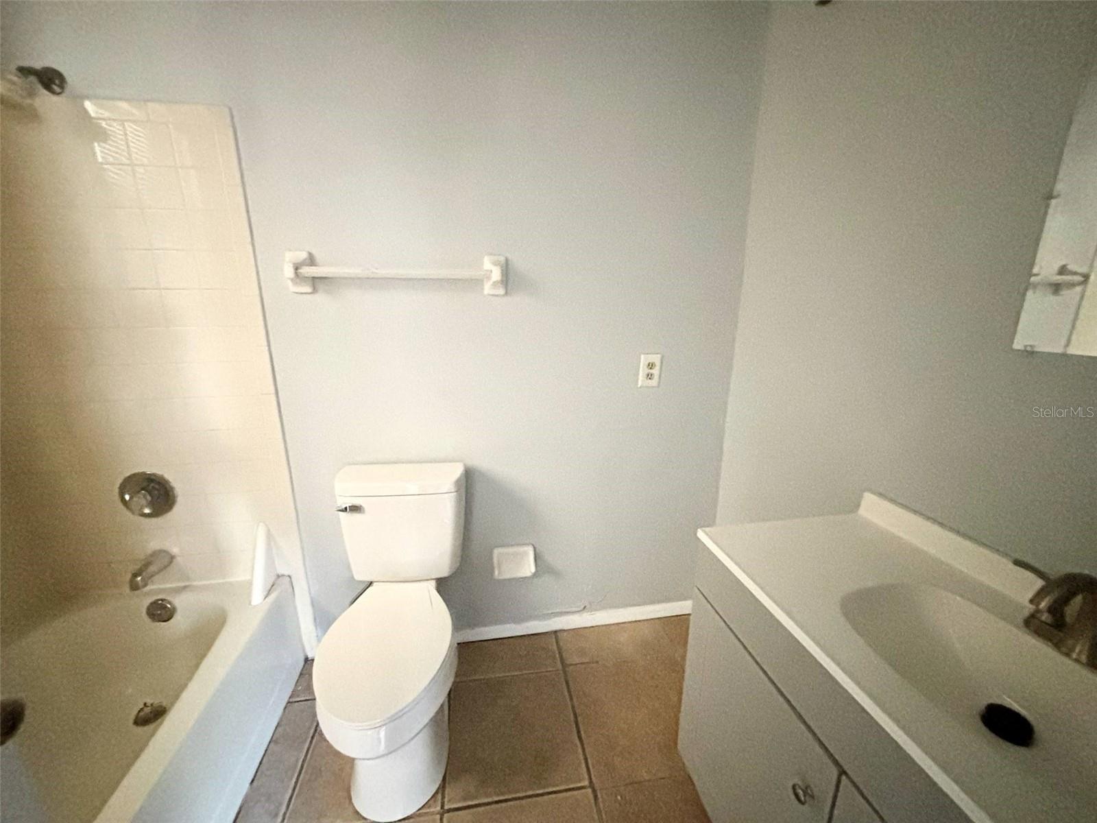 PARK LAKE #3 - Residential Lease