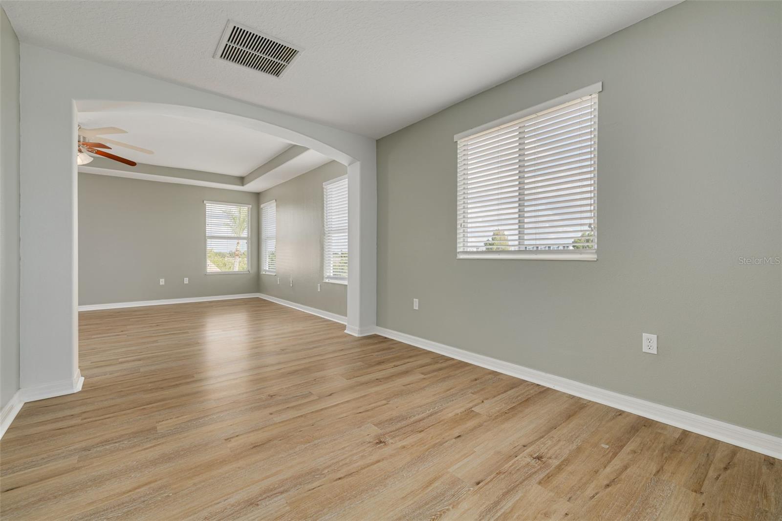 STONEYBROOK AT HERITAGE HARBOUR D-1 - Residential