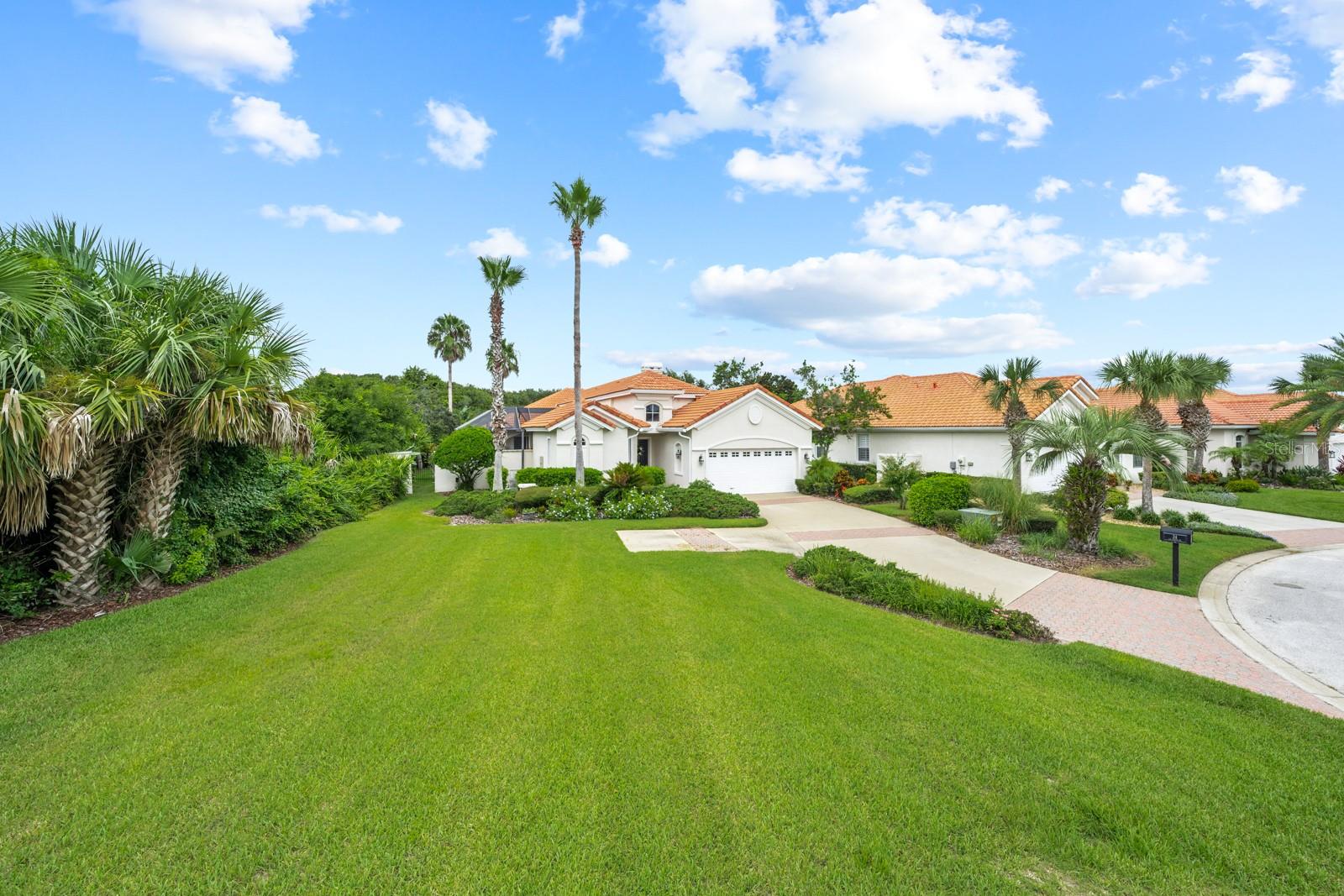 24 LA COSTA PLACE