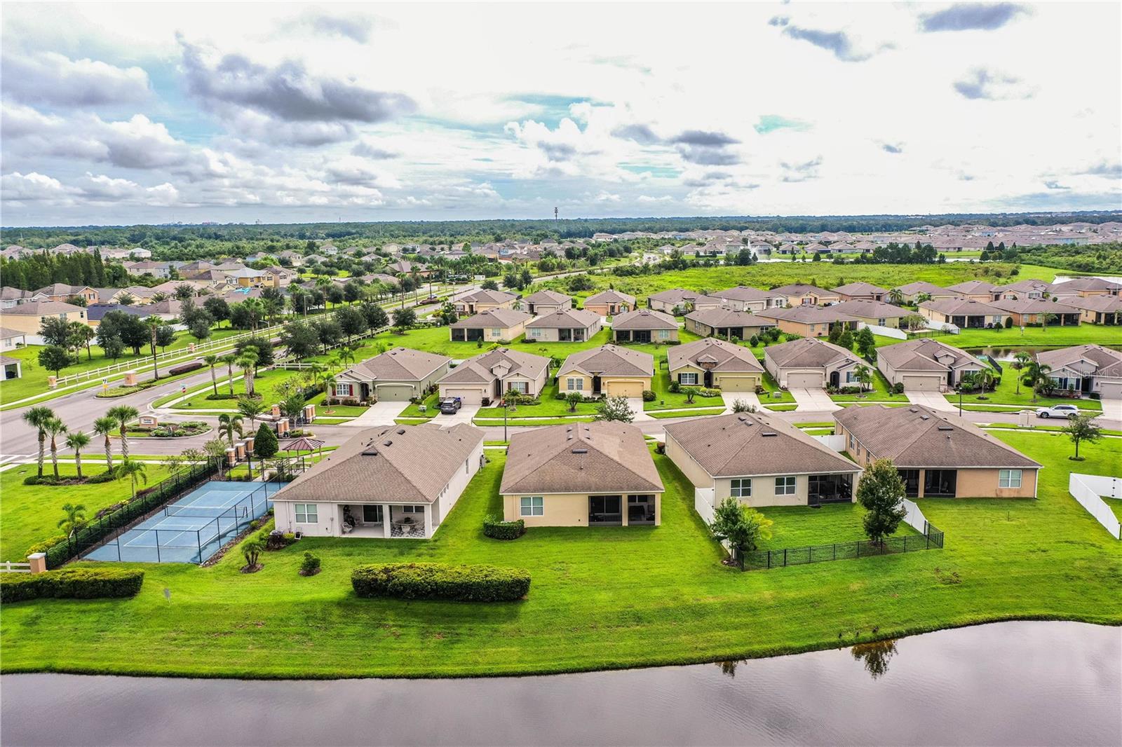 HERITAGE LANDINGS - Residential
