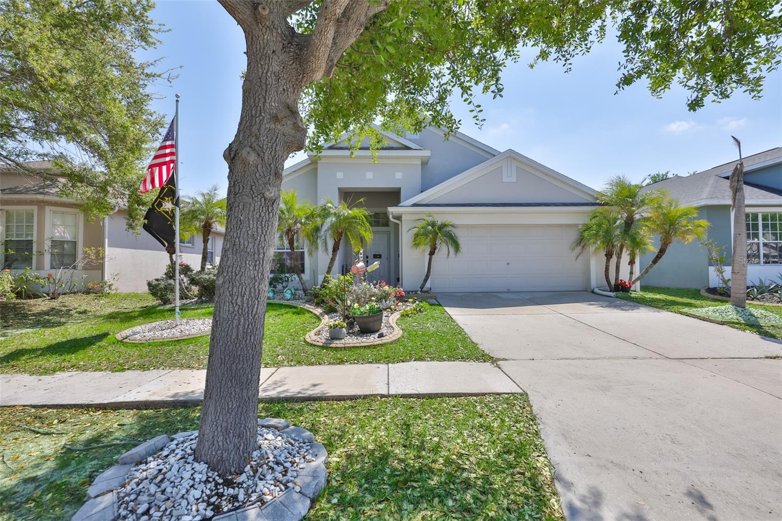 5223 CLOVER MIST DRIVE, APOLLO BEACH, FL, 33572 3 5223 CLOVER MIST DRIVE