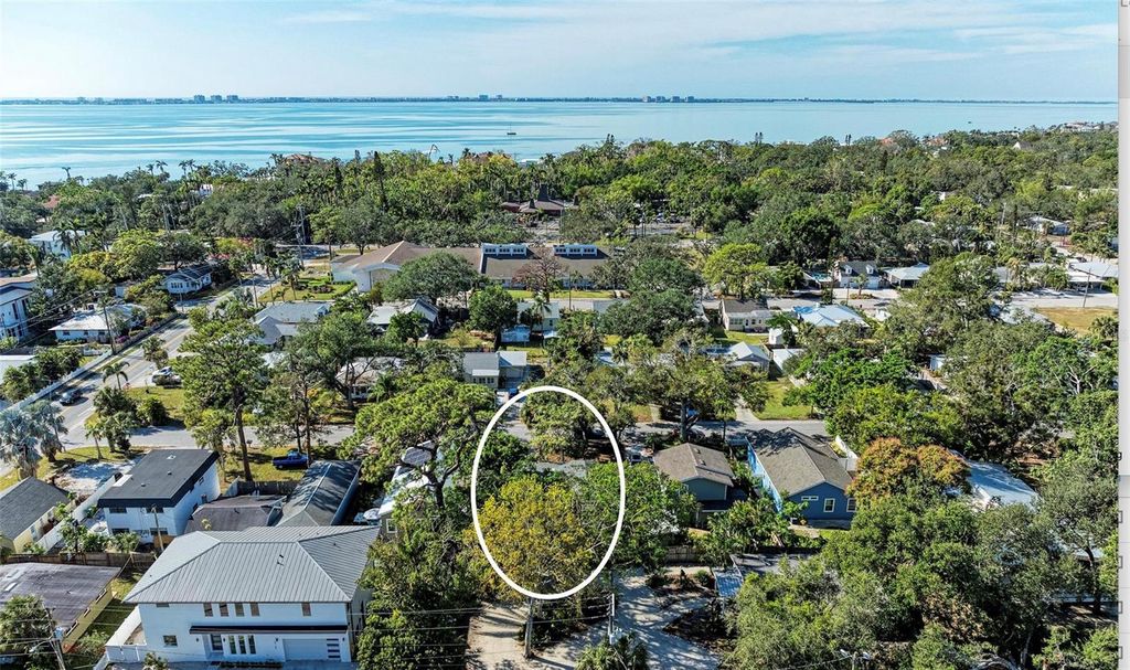 Photo of 3734 Iroquois Avenue, Sarasota, FL 34234 (MLS # A4659617)