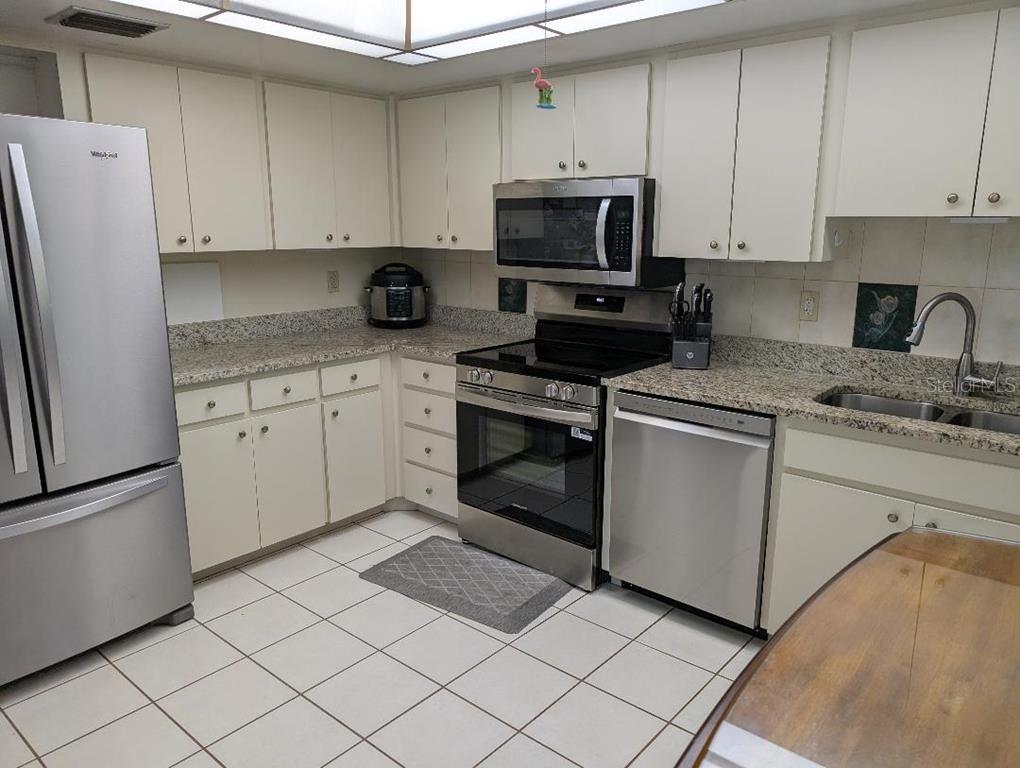 QUAIL FOREST CLUSTER HOMES - Residential