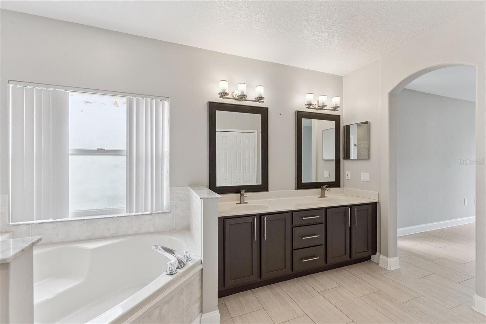 FALCON TRACE - Residential
