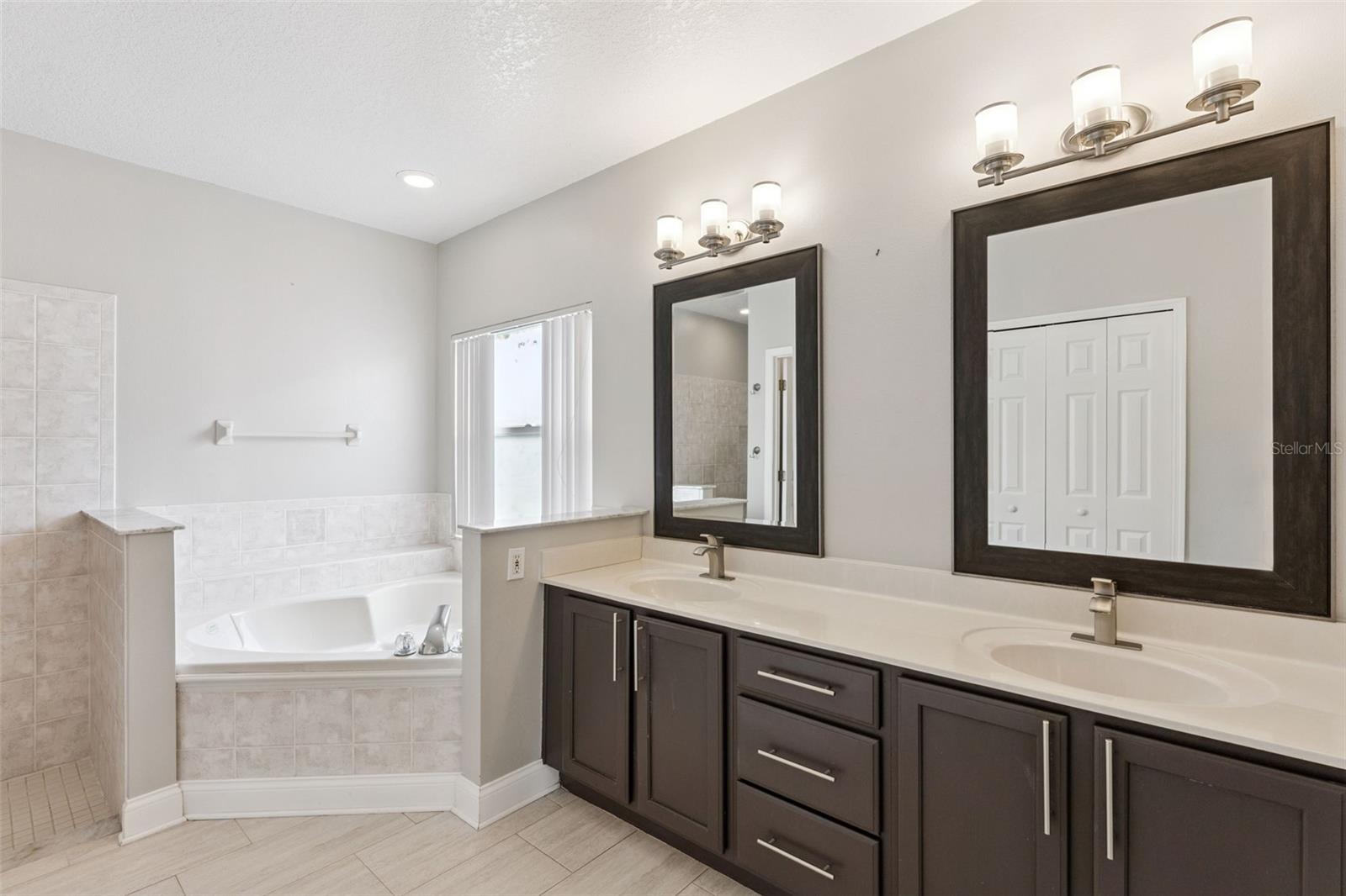 FALCON TRACE - Residential