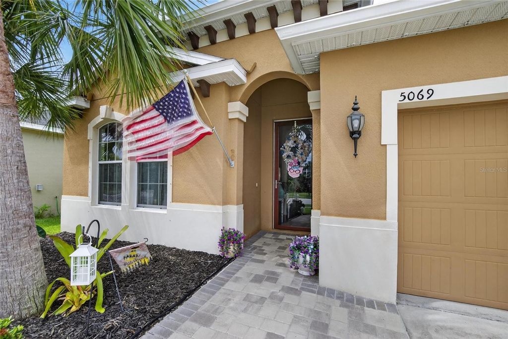 Photo of 5069 Inshore Landing Drive, Apollo Beach, FL 33572 (MLS # TB8429072)