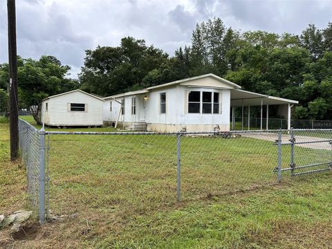 A home in SUMMERFIELD