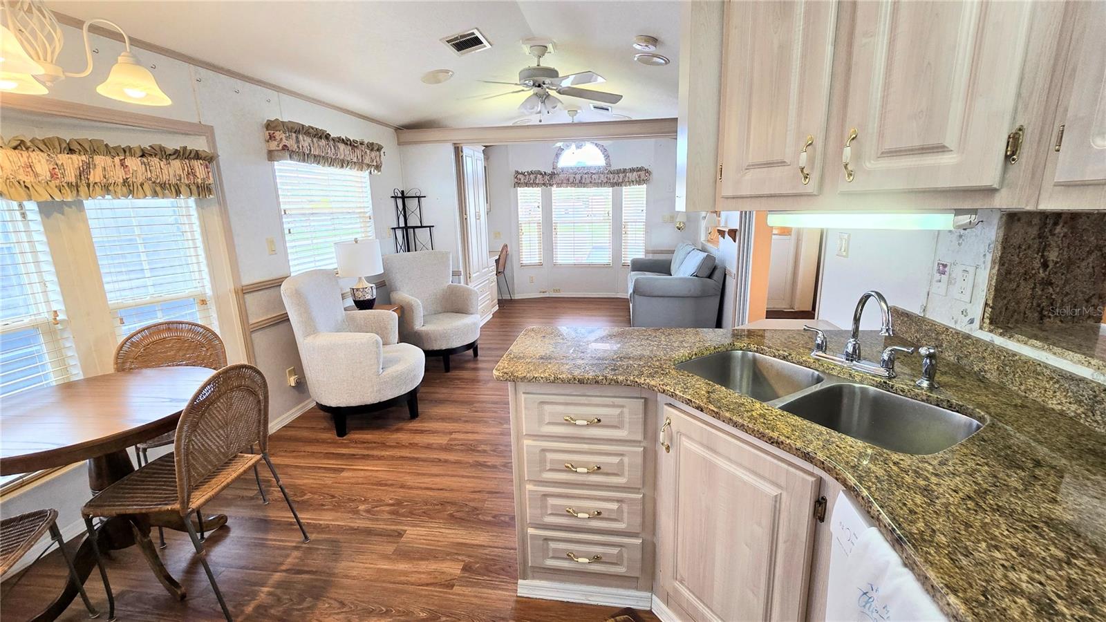 ALLIGATOR PARK COOP - Residential