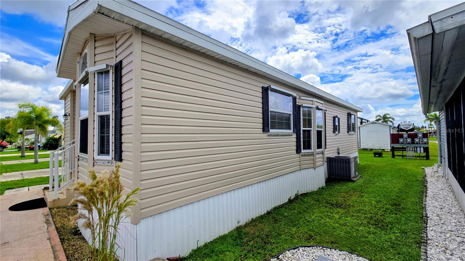 ALLIGATOR PARK COOP - Residential