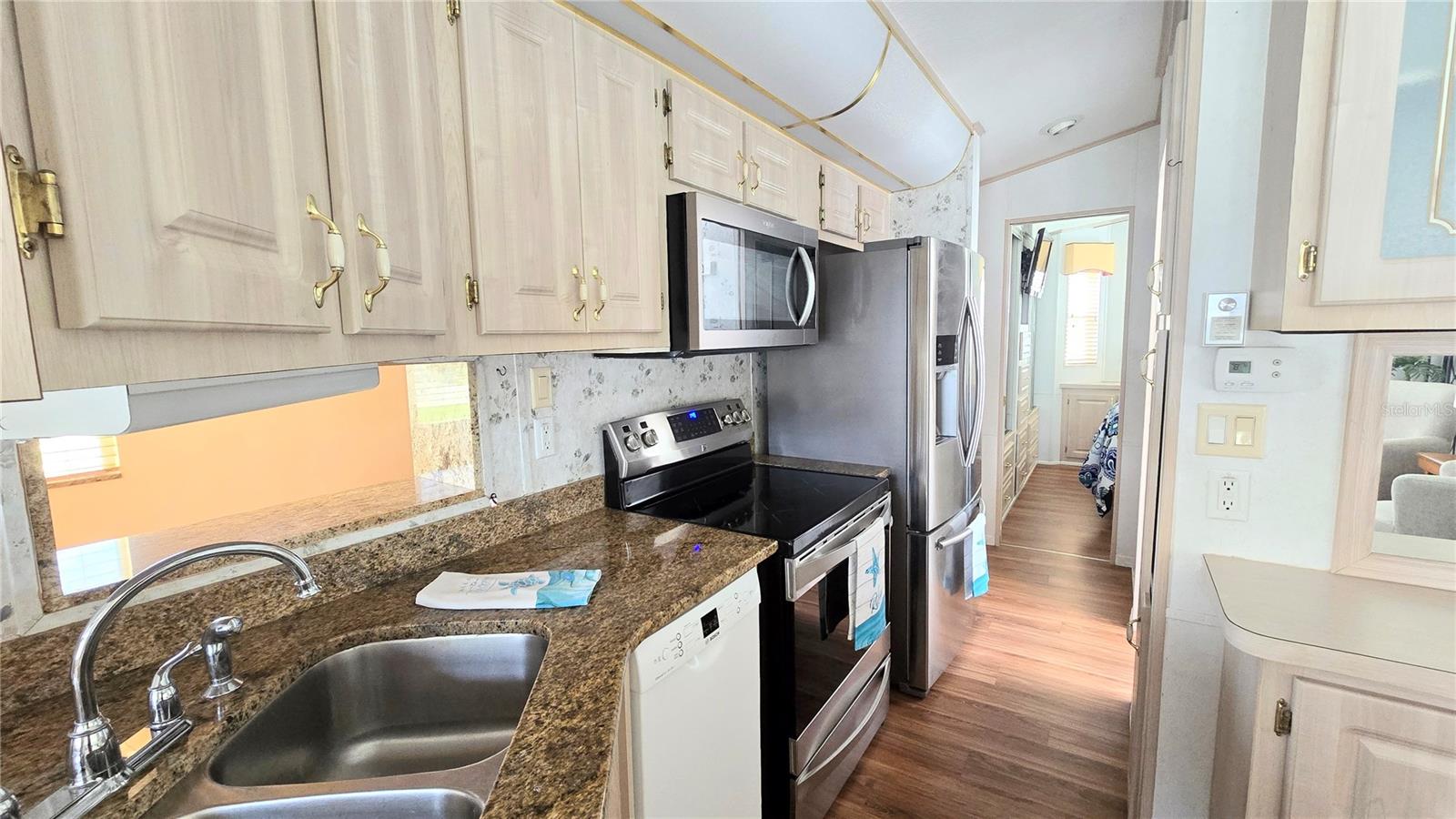 ALLIGATOR PARK COOP - Residential