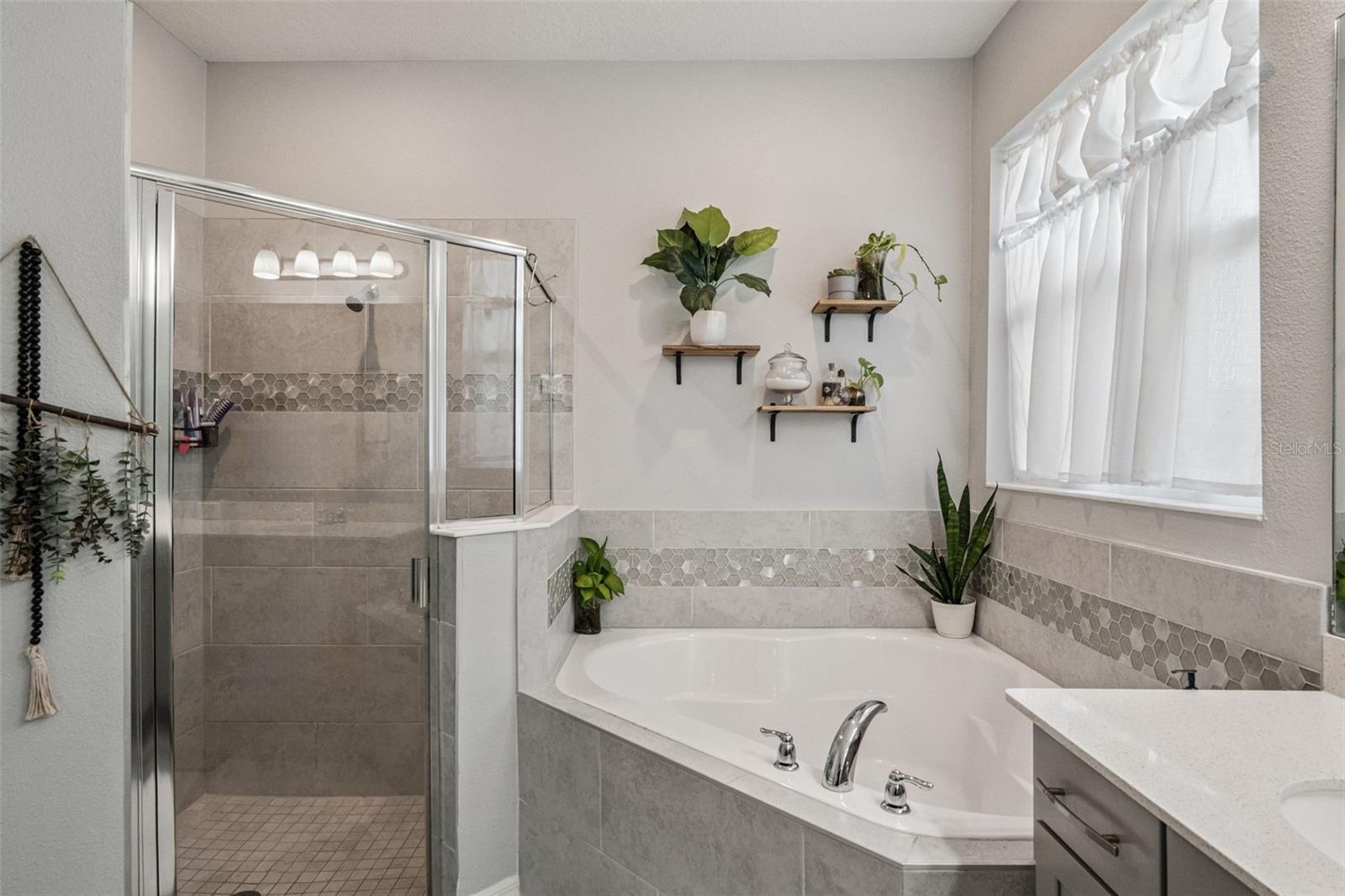 OAKLAND TRLS PH 1 - Residential