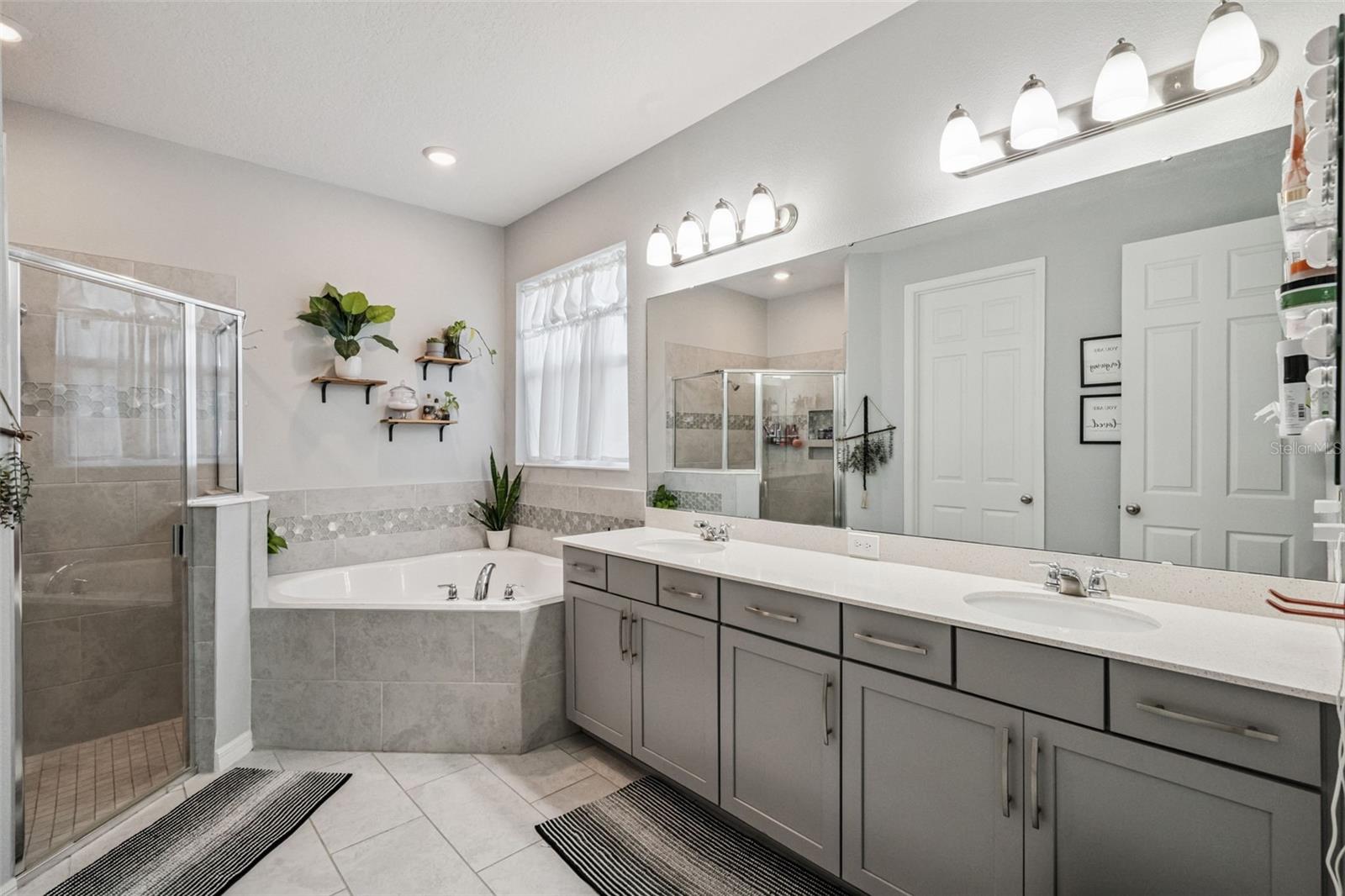 OAKLAND TRLS PH 1 - Residential