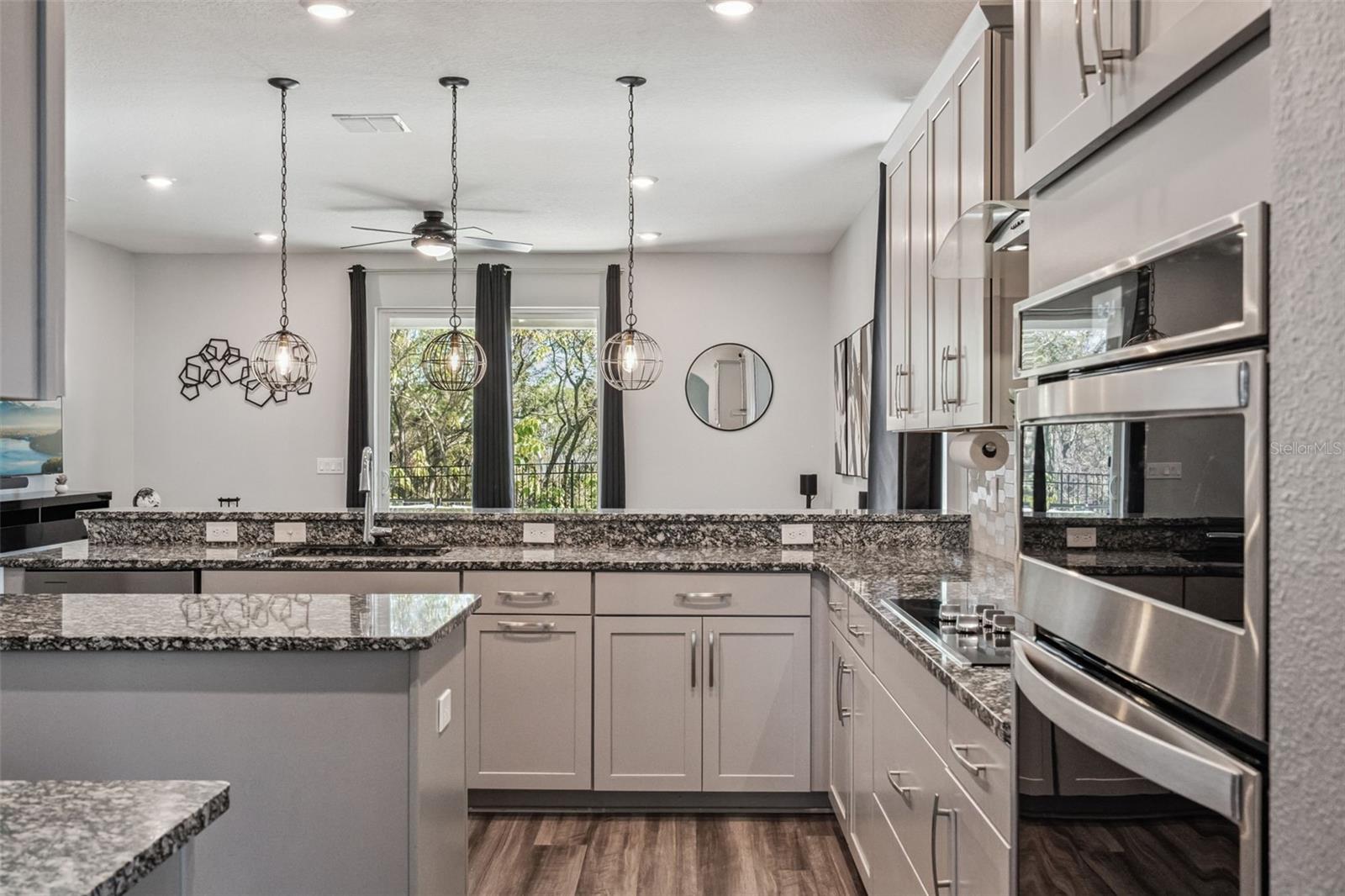 OAKLAND TRLS PH 1 - Residential