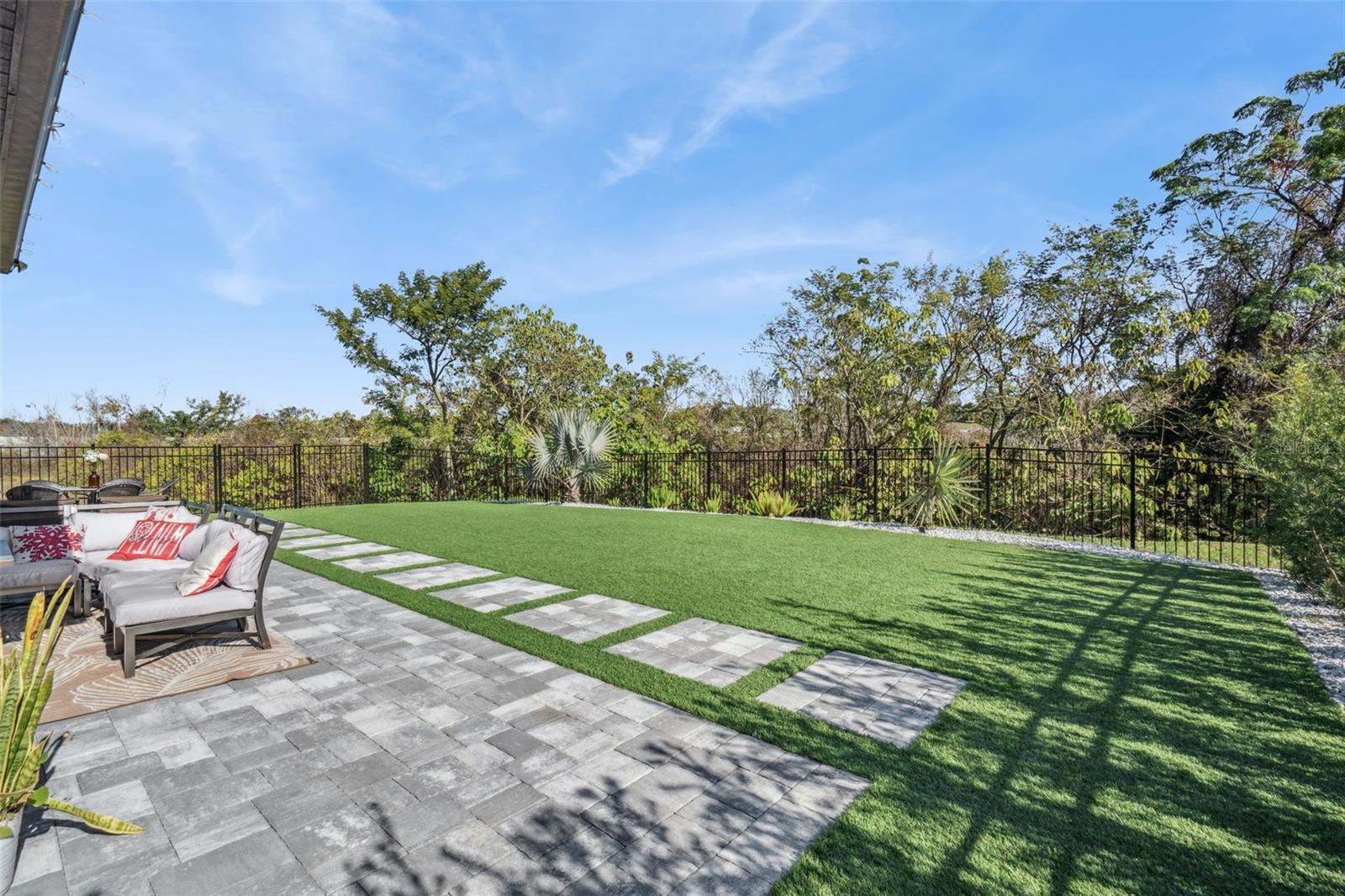 OAKLAND TRLS PH 1 - Residential