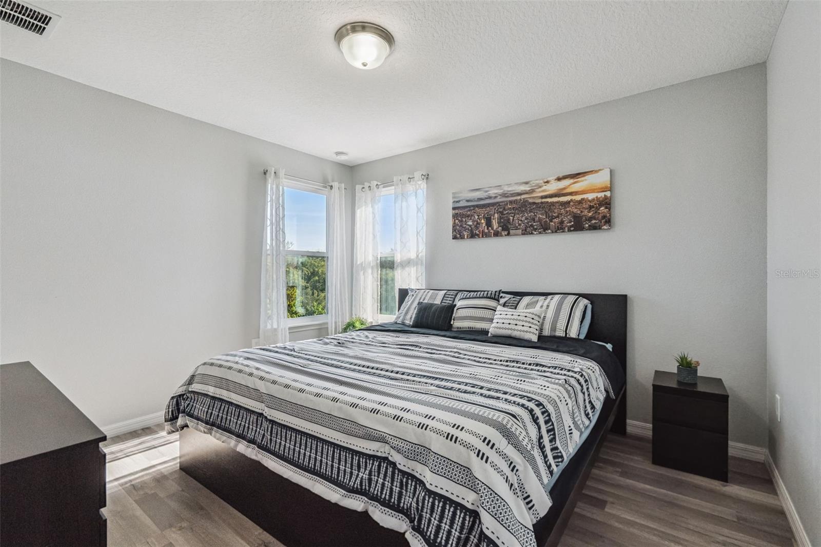 OAKLAND TRLS PH 1 - Residential