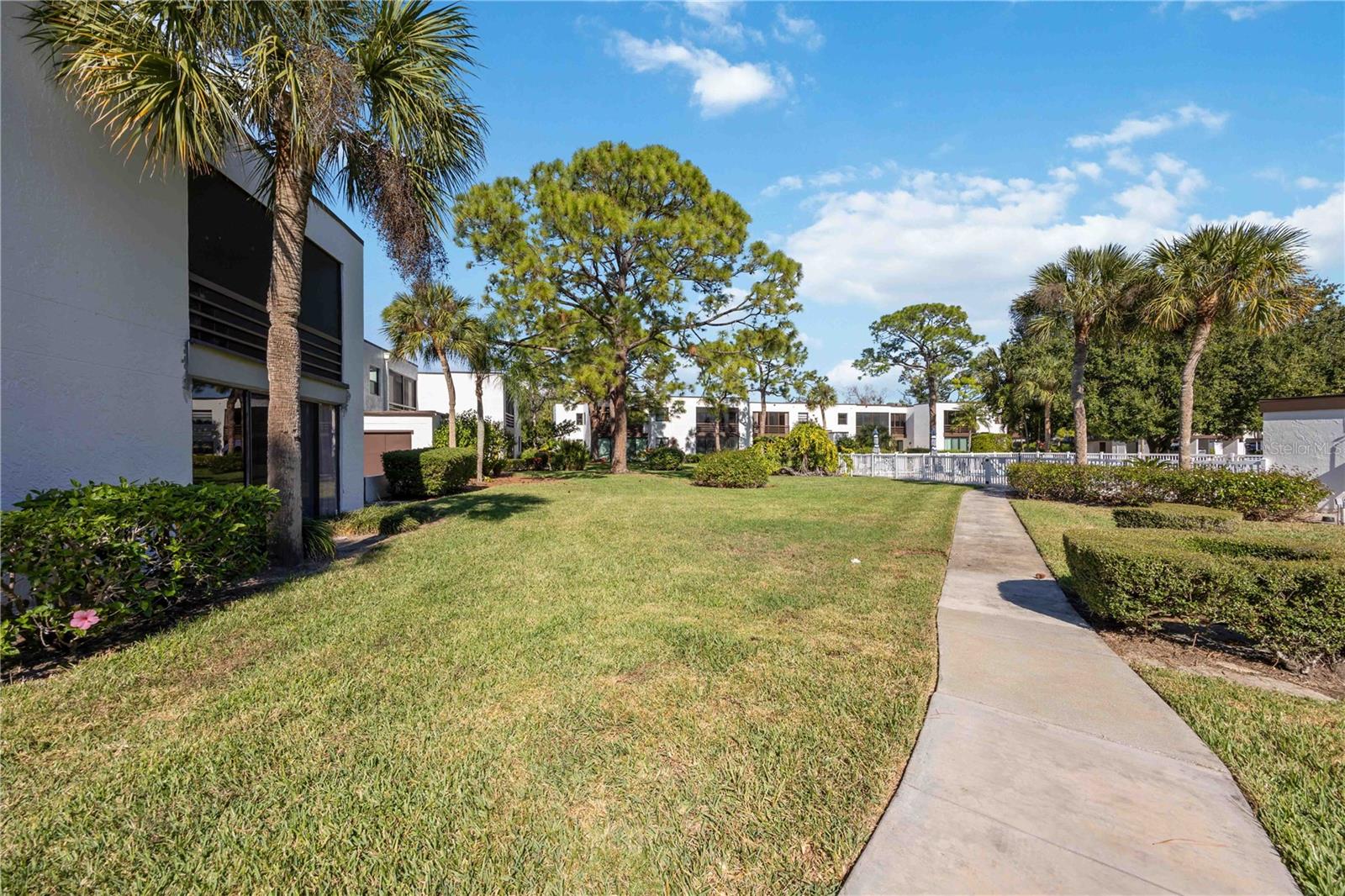 HERONMERE - Residential