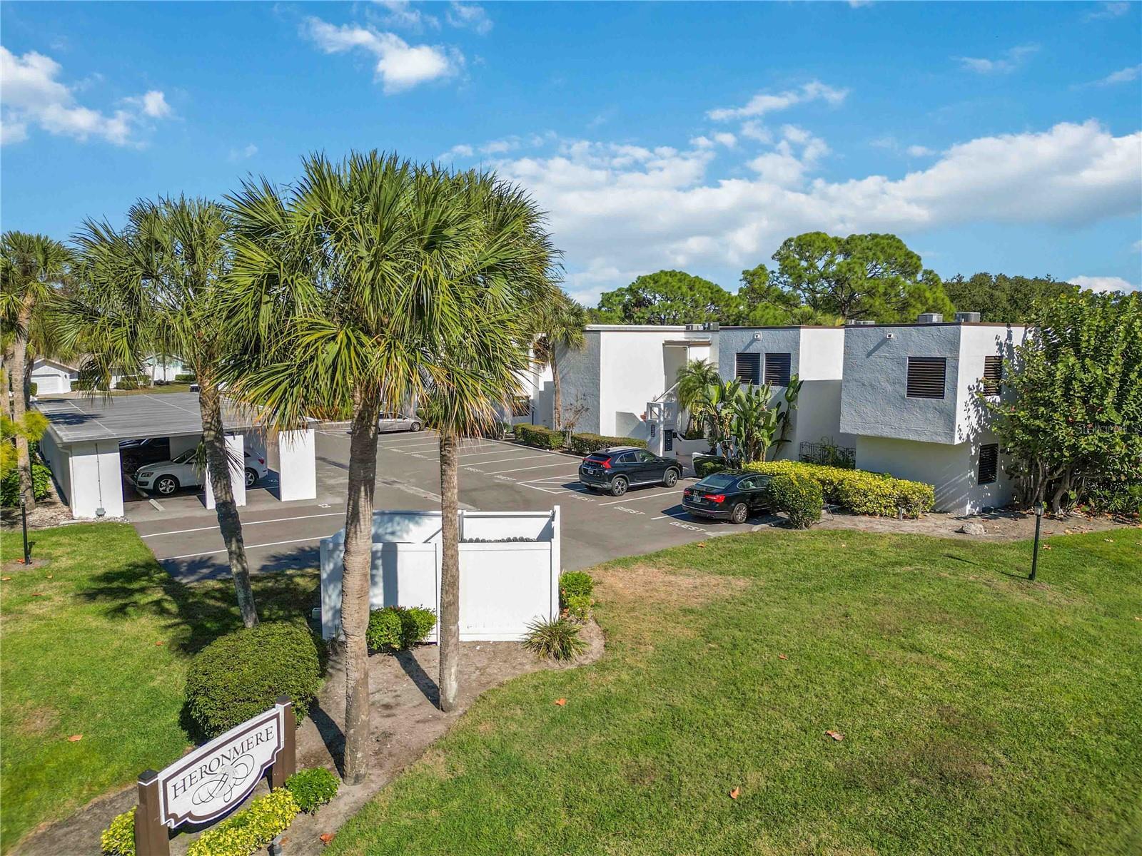 HERONMERE - Residential