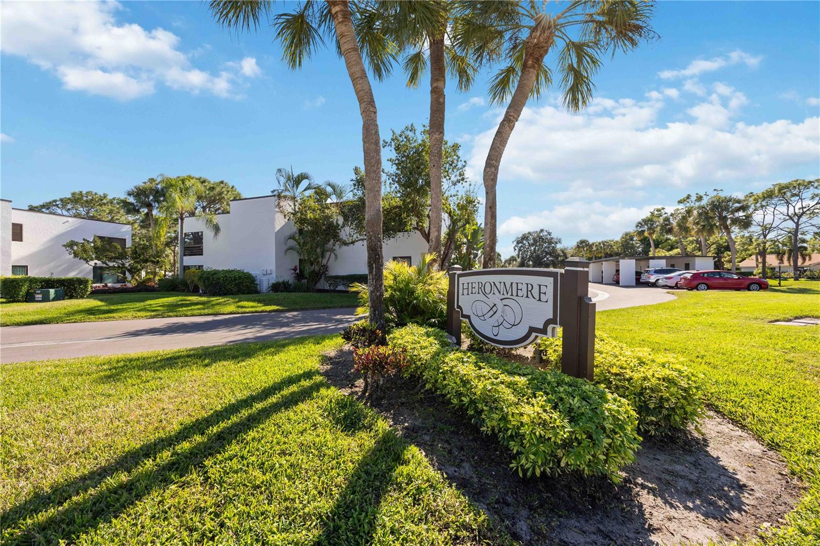 HERONMERE - Residential