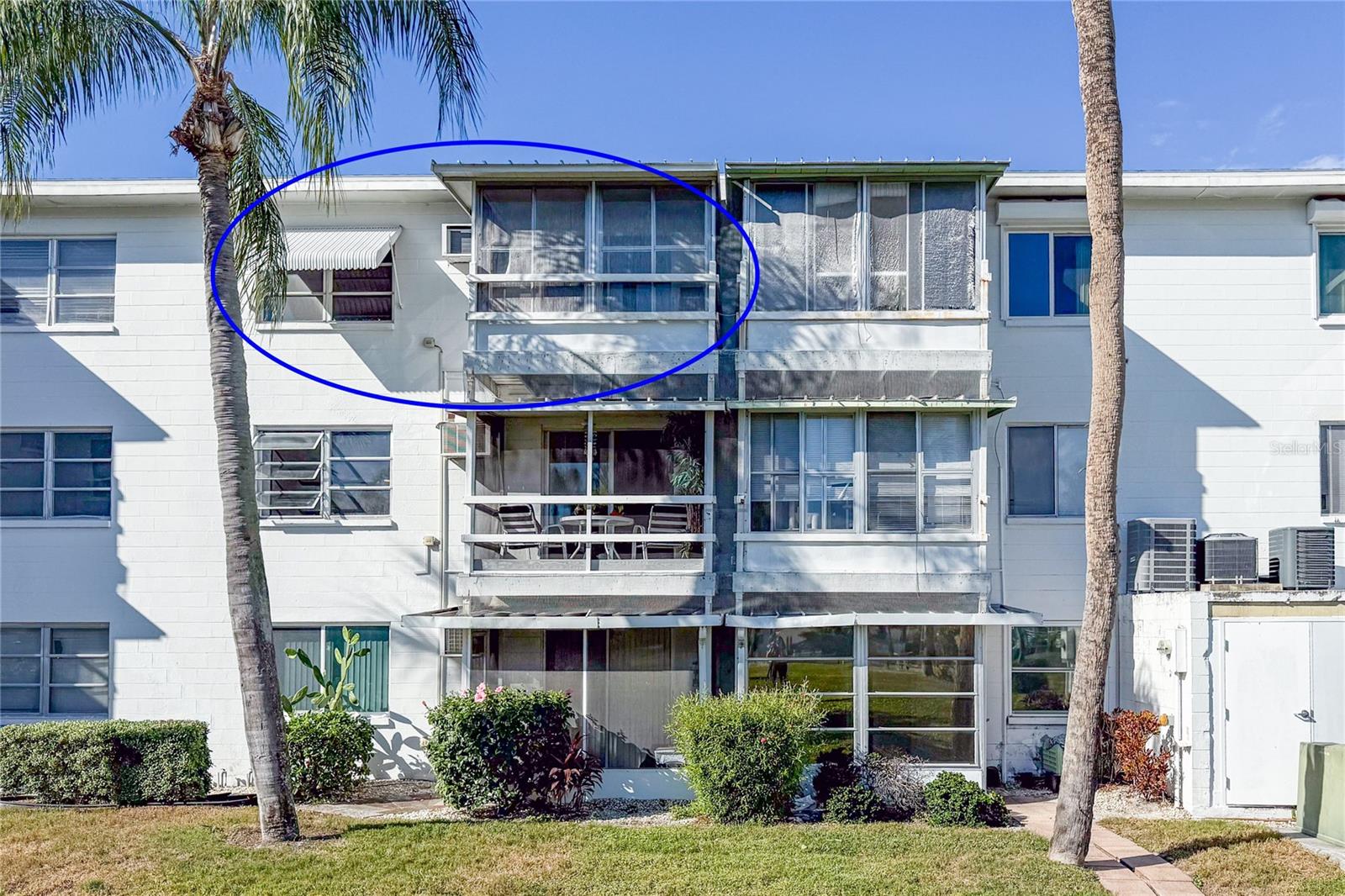 THIRD BAYSHORE CONDOMINIUM - Residential