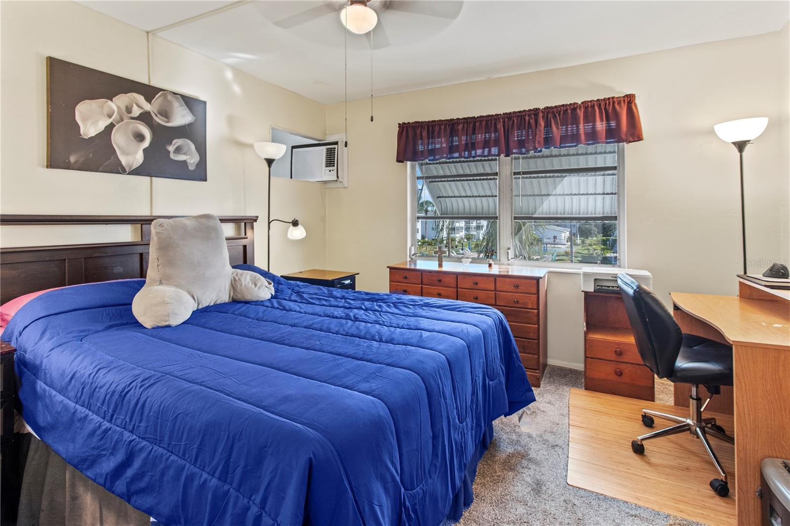 THIRD BAYSHORE CONDOMINIUM - Residential