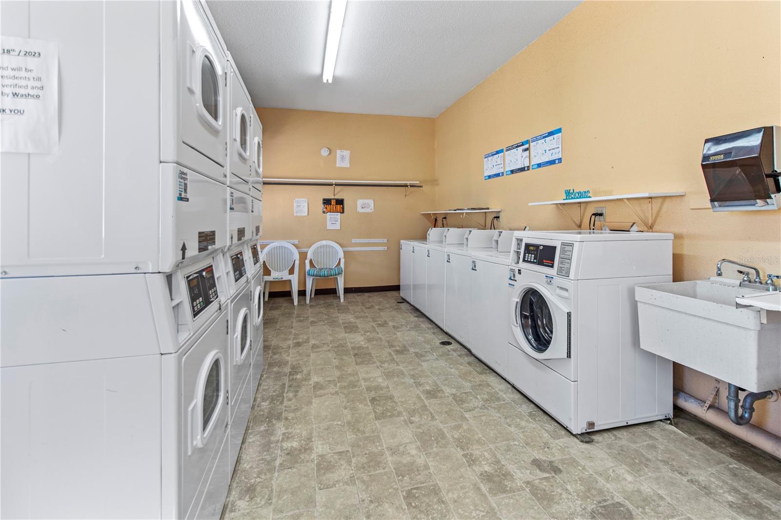 THIRD BAYSHORE CONDOMINIUM - Residential