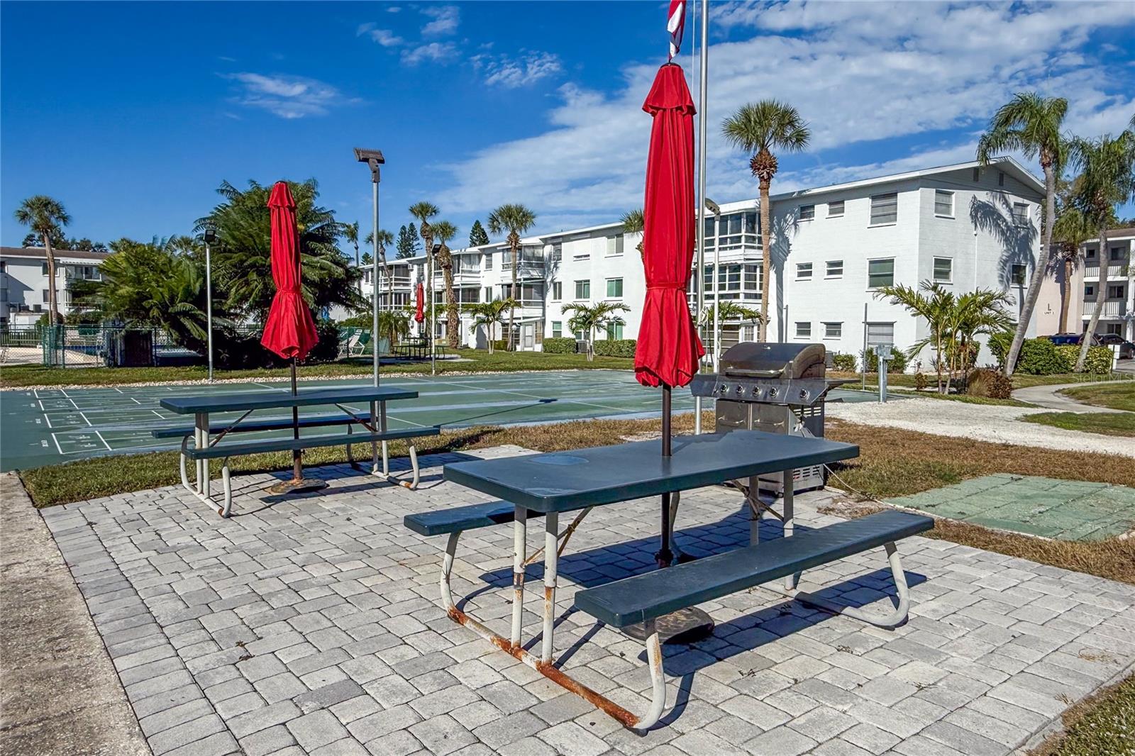 THIRD BAYSHORE CONDOMINIUM - Residential