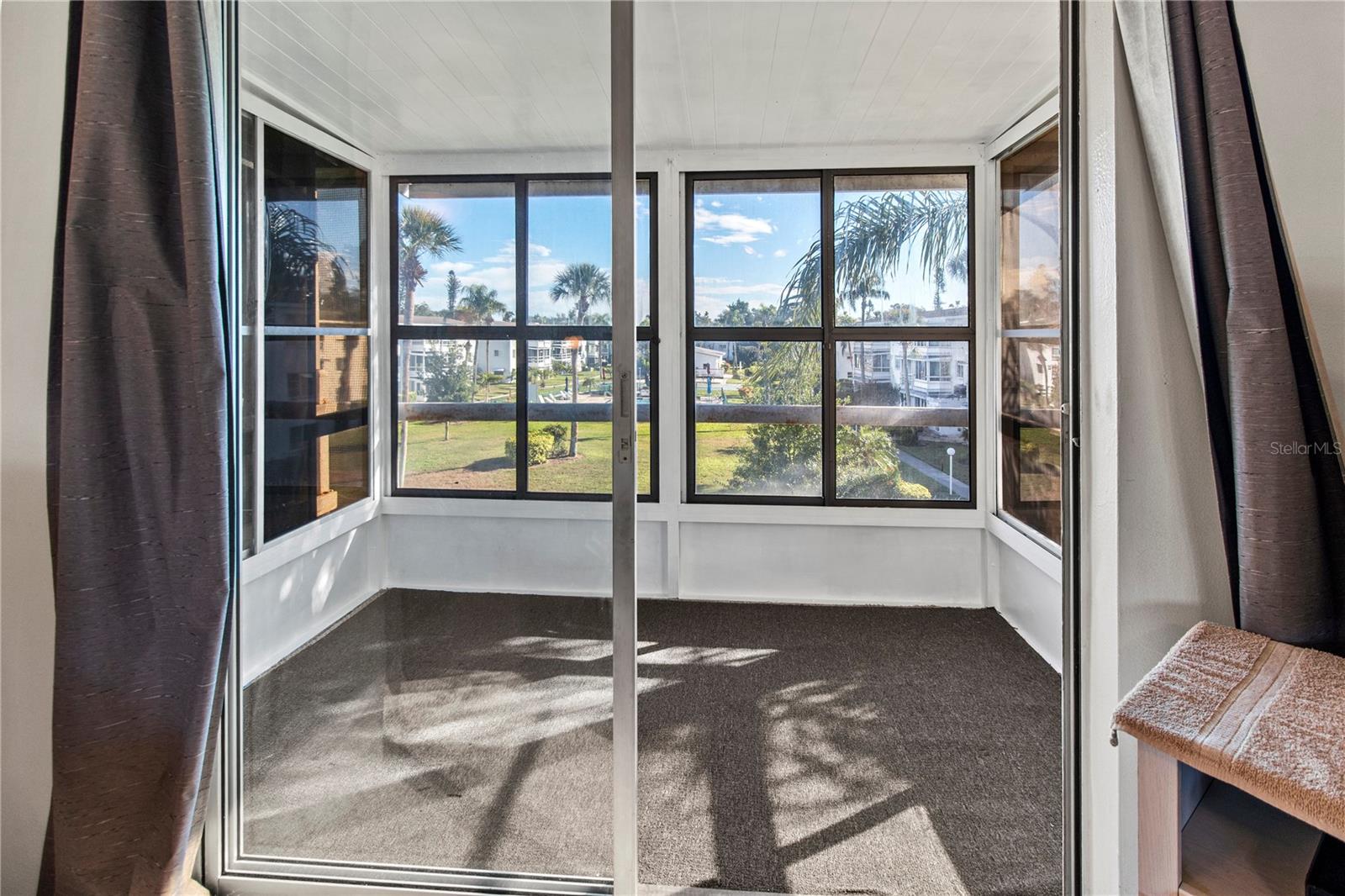 THIRD BAYSHORE CONDOMINIUM - Residential