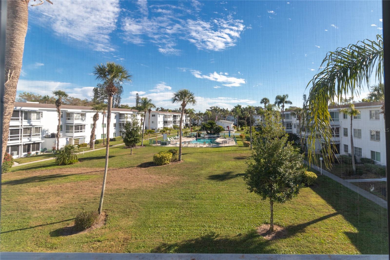 THIRD BAYSHORE CONDOMINIUM - Residential