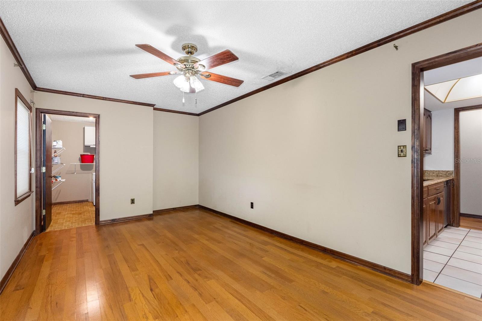 TREASURE PARK - Residential