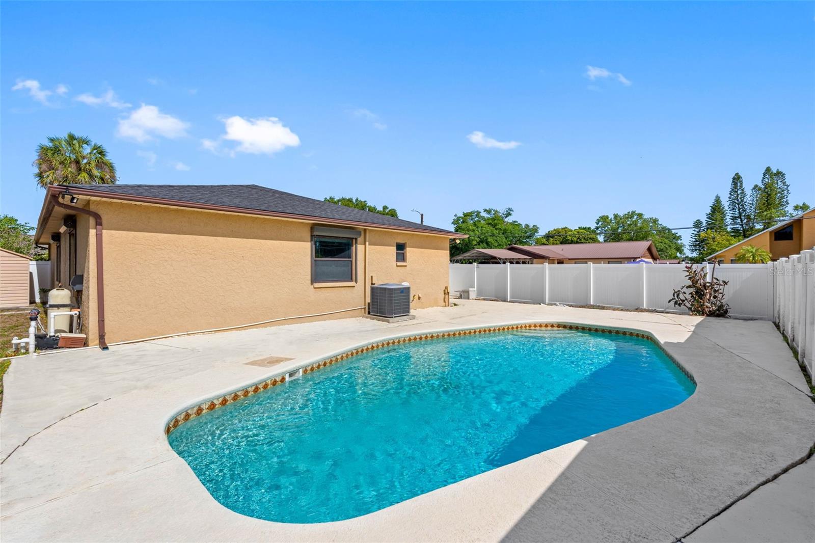 TREASURE PARK - Residential