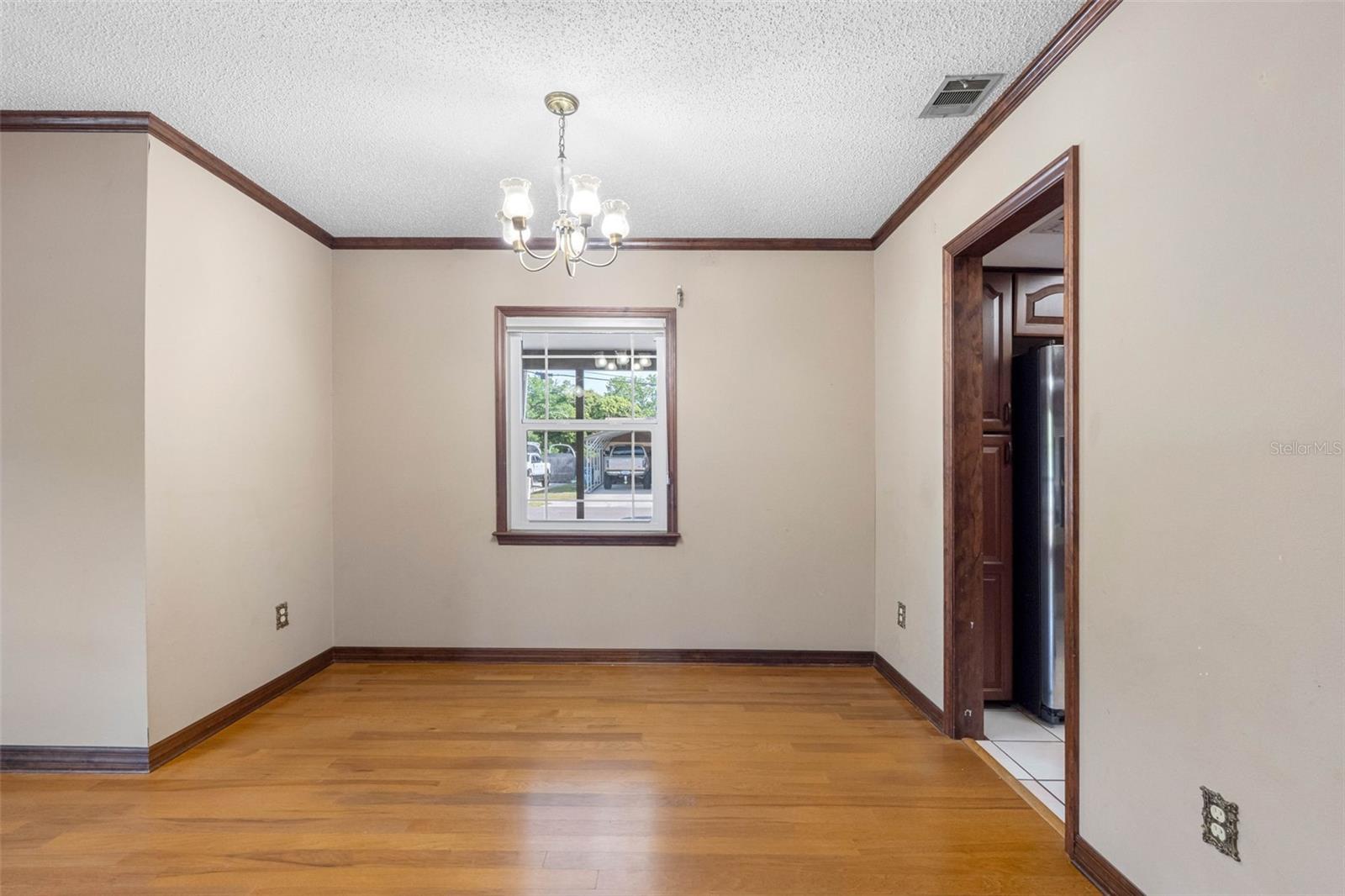 TREASURE PARK - Residential