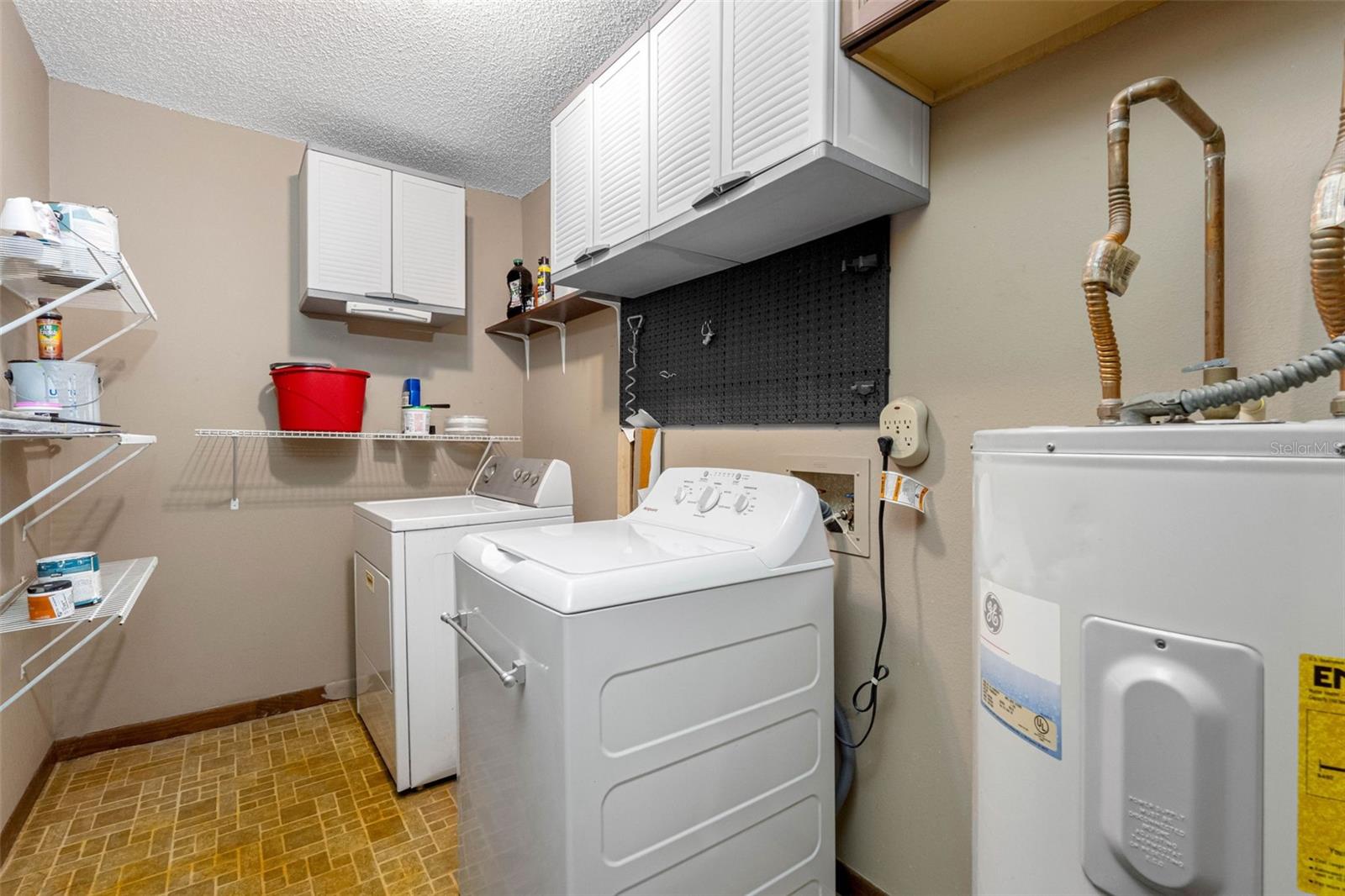 TREASURE PARK - Residential