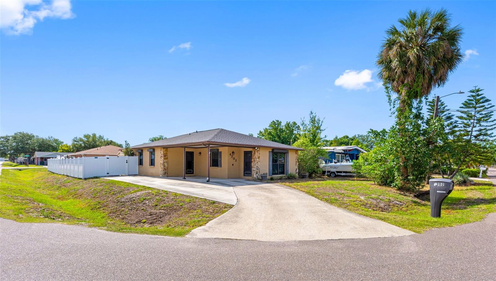 TREASURE PARK - Residential