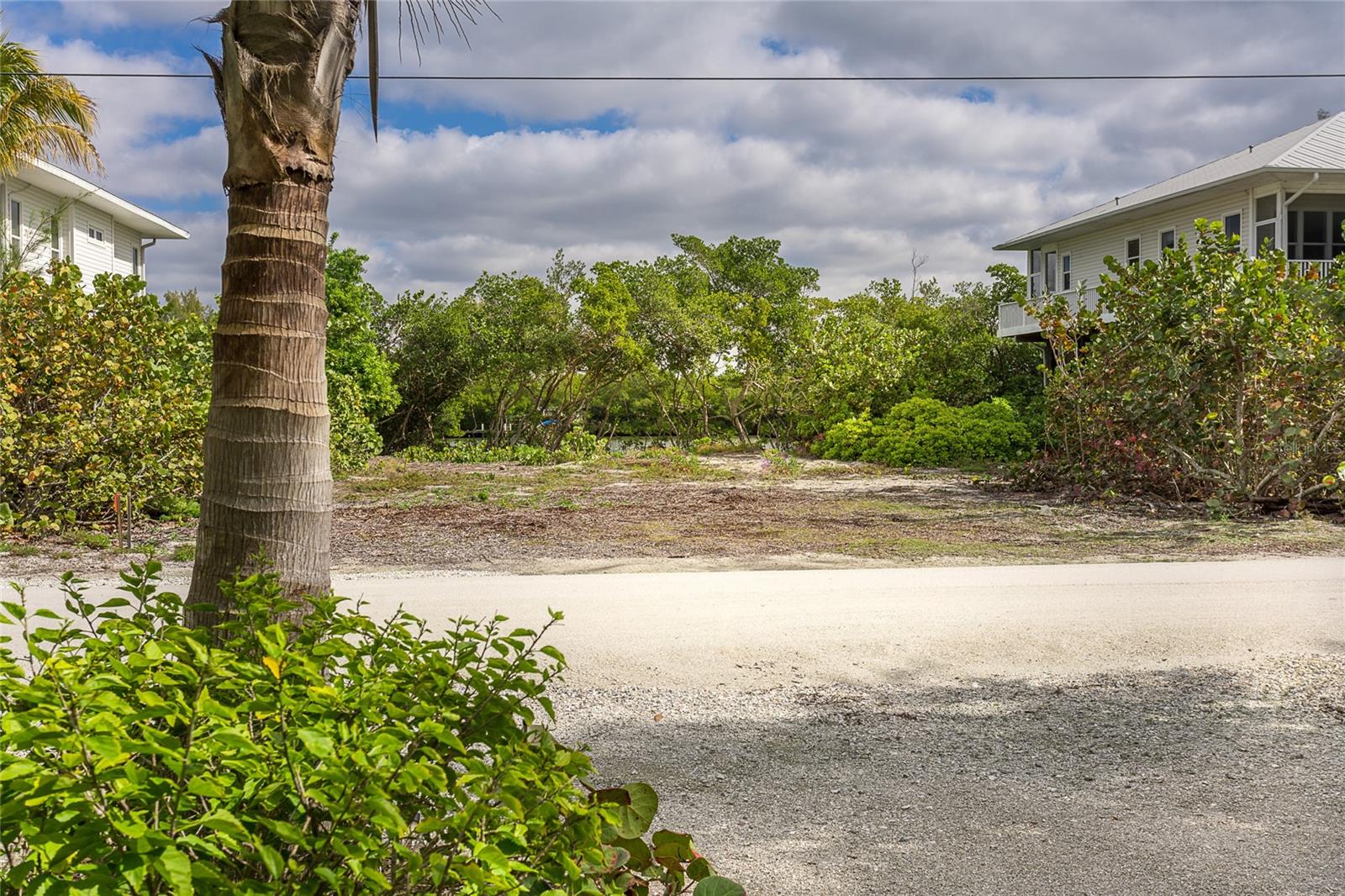 PALM ISLAND ESTATES UNIT 4 - Land