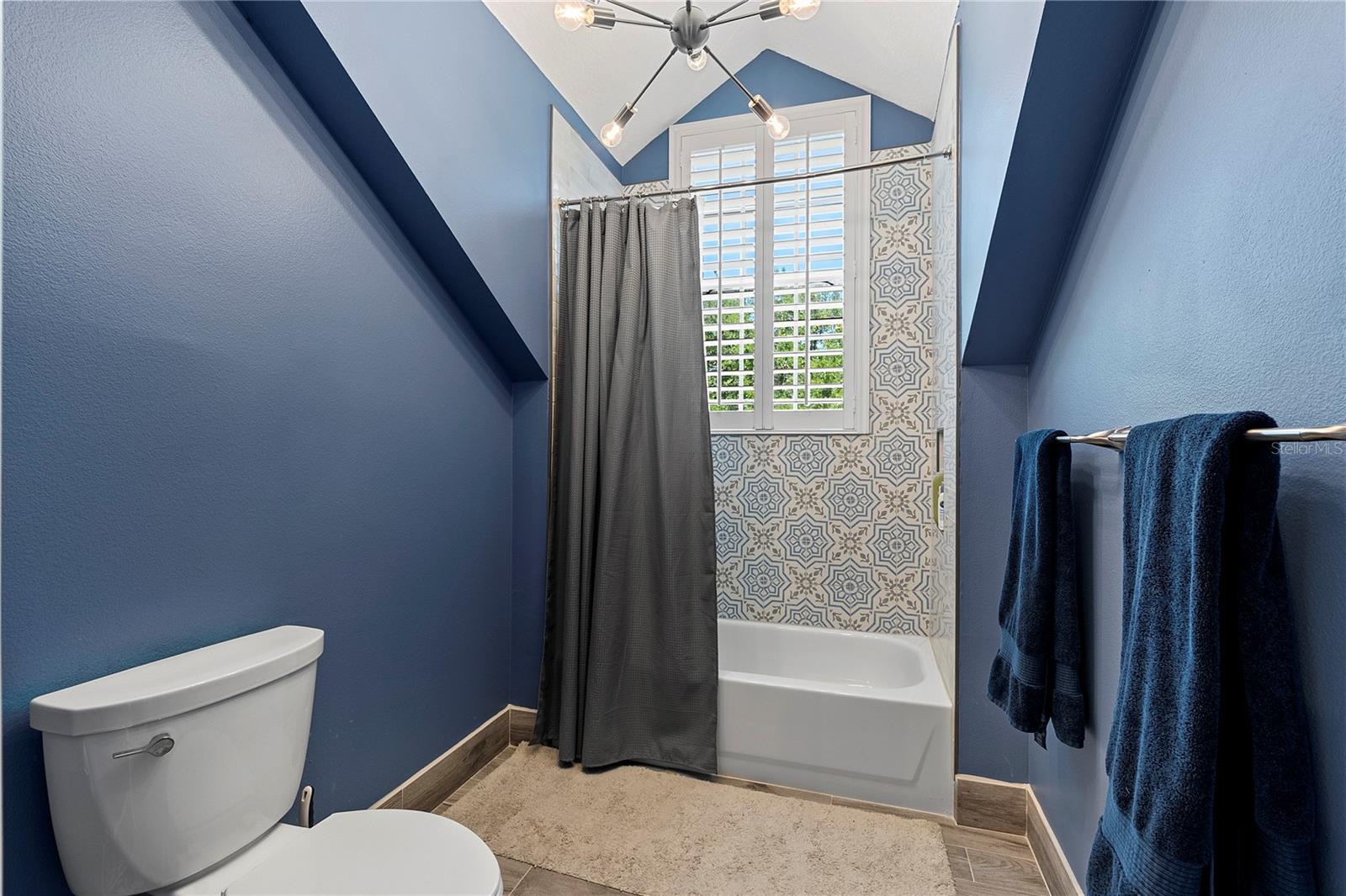 WEATHERSTONE ON LAKE OLIVIA - Residential