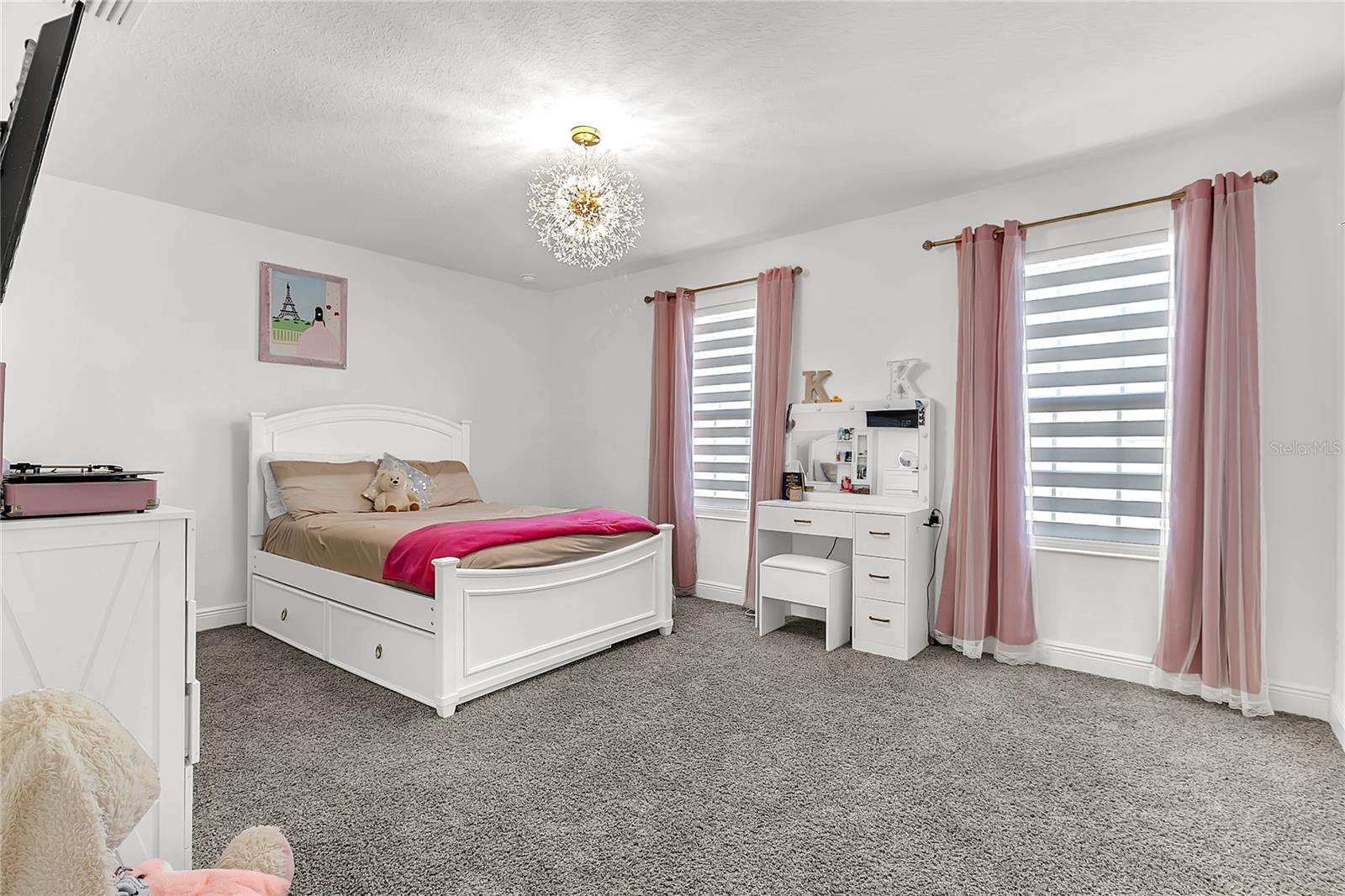 HANOVER LAKES PH 4 - Residential