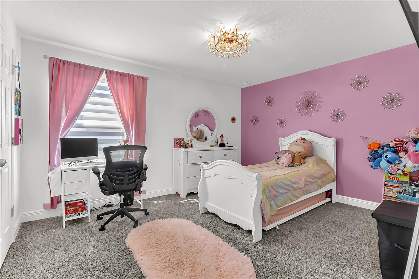 HANOVER LAKES PH 4 - Residential