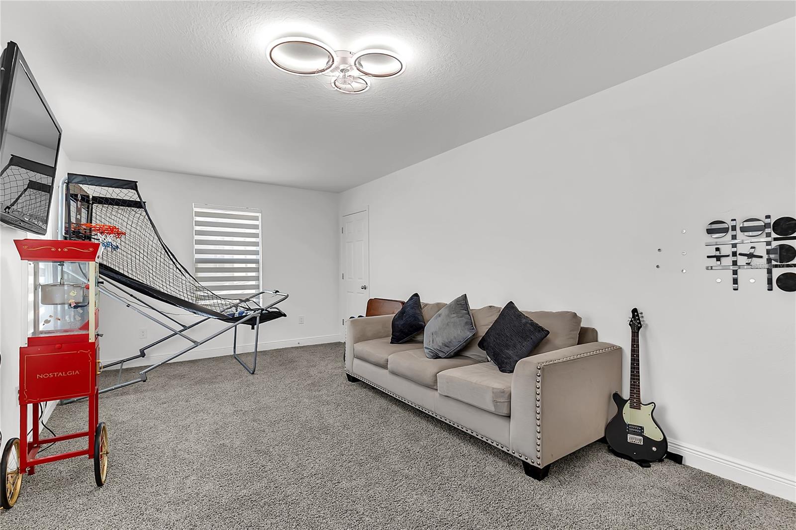 HANOVER LAKES PH 4 - Residential