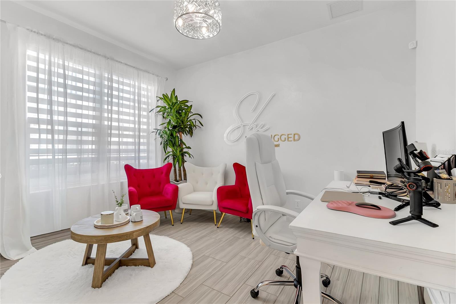 HANOVER LAKES PH 4 - Residential