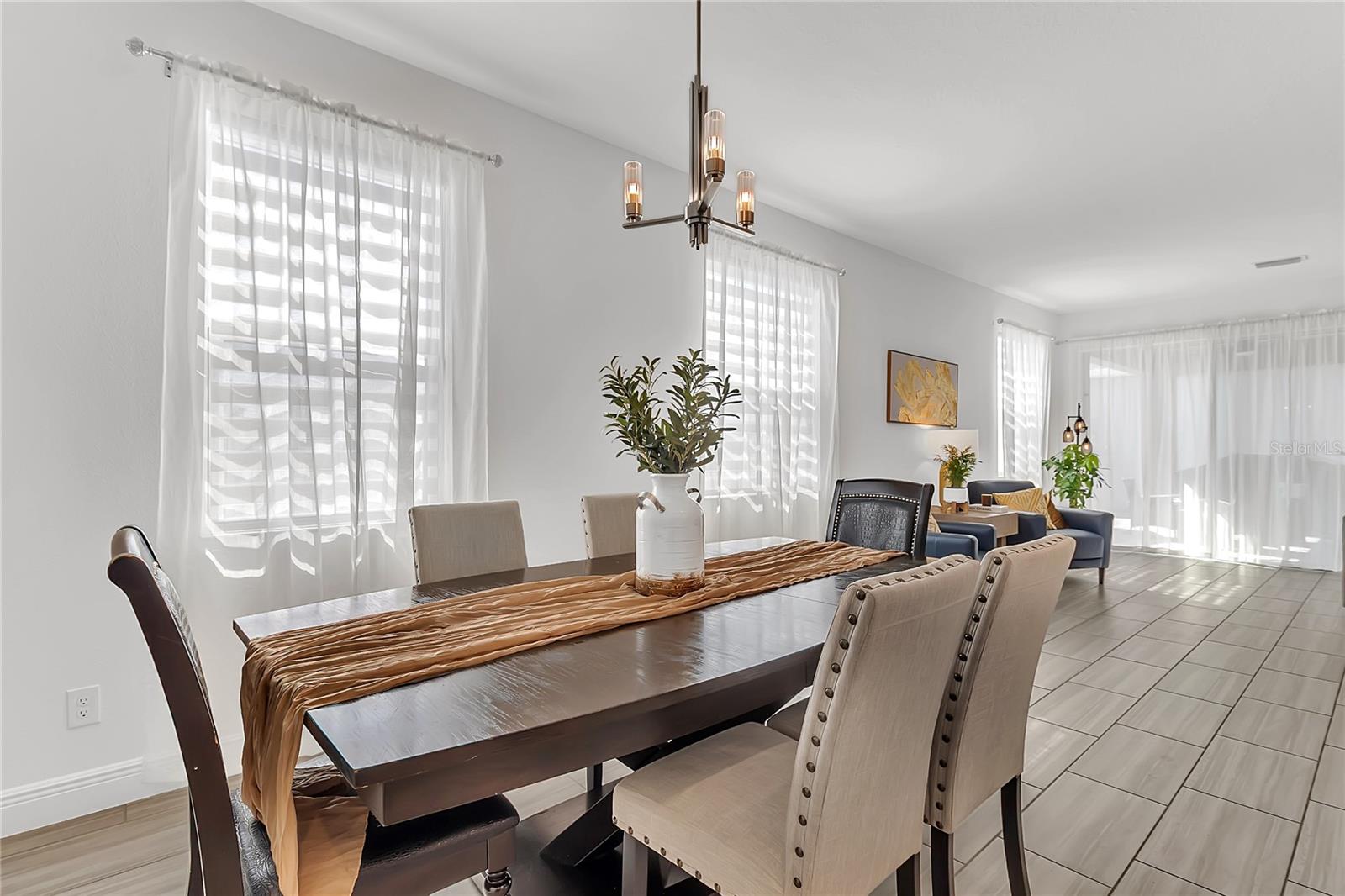 HANOVER LAKES PH 4 - Residential