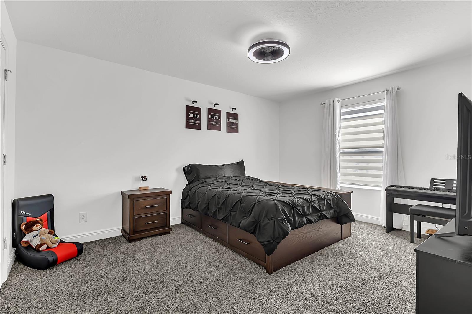 HANOVER LAKES PH 4 - Residential